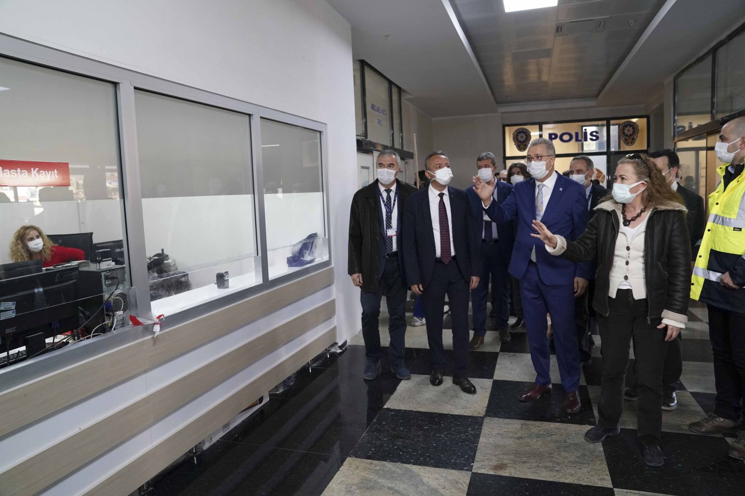 Covid şüphesiyle başvuranlara yönelik yeni alan da oluşturuldu
