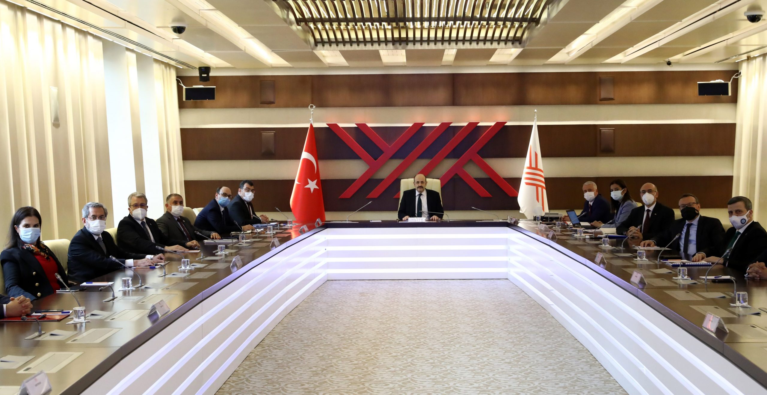 Rektör Budak, “Ege Üniversitesi olarak devletimizin proje ve Ar-Ge mutfağı olmak istiyoruz”