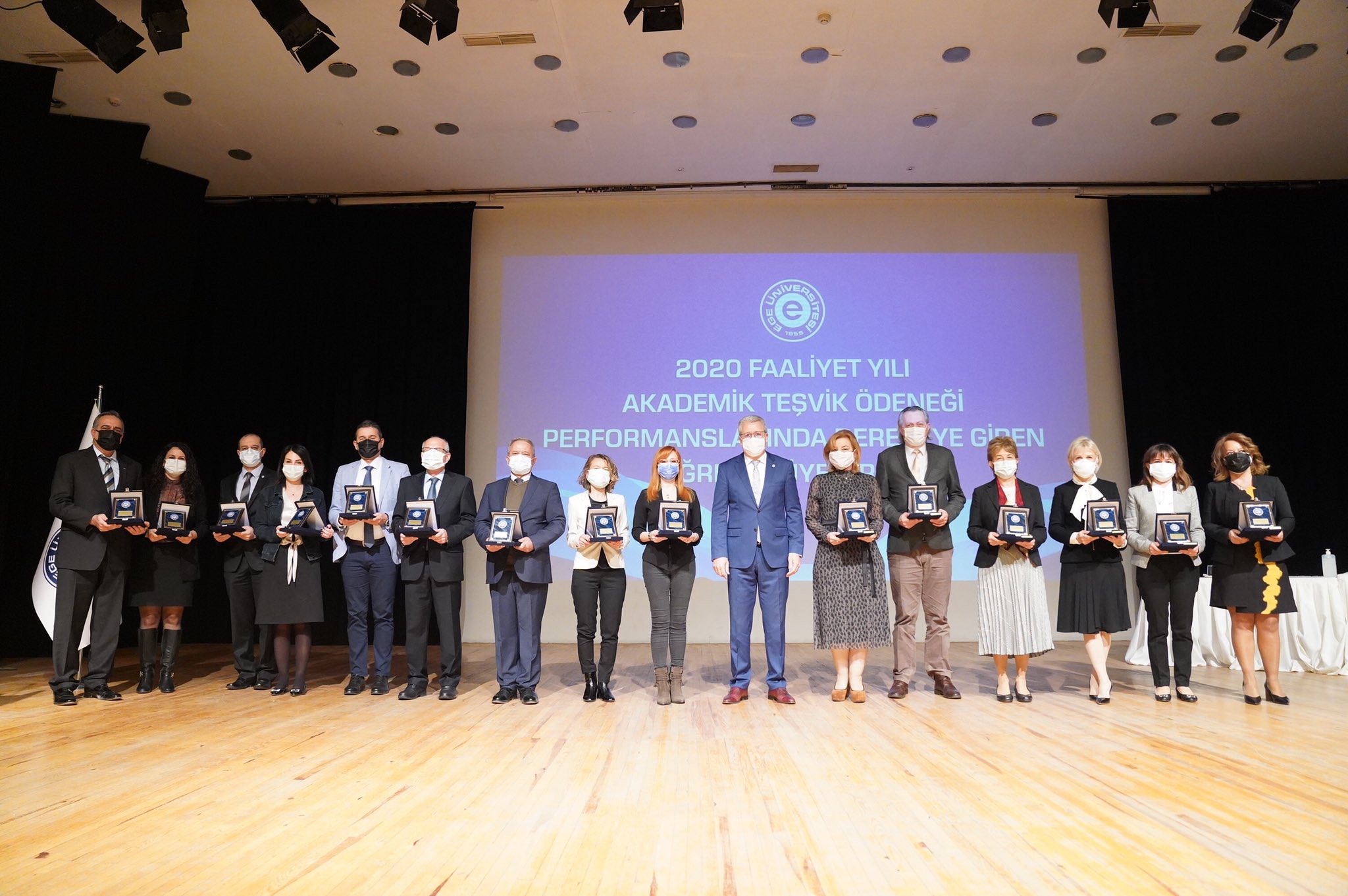 Ege Üniversitesinin proje atağı devam ediyor