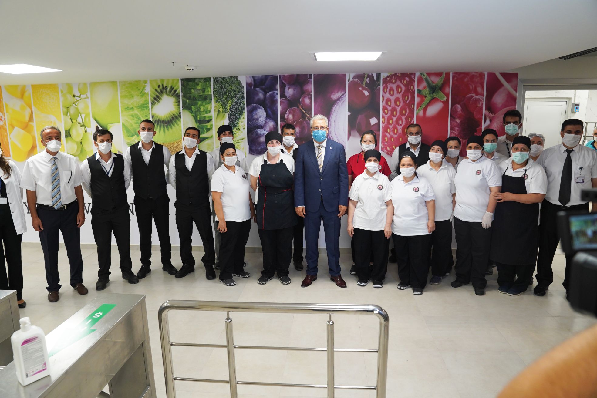 Ege Üniversitesi Yemek Üretim Tesisi hizmet vermeye başladı