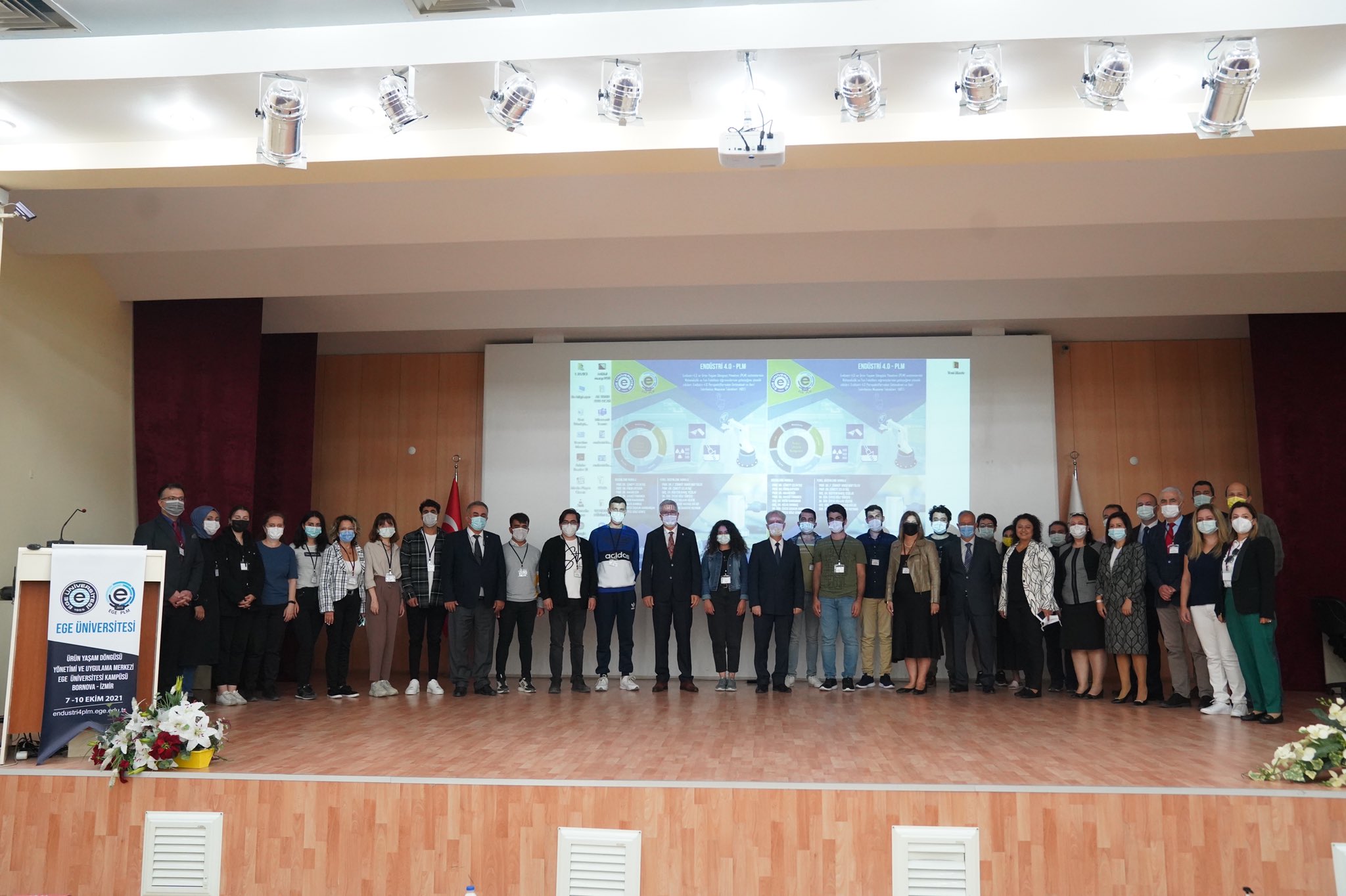 Prof. Dr. Budak, “Eğitim programlarını endüstri 4.0’ın dönüşümüne uygun olarak güncelliyoruz”