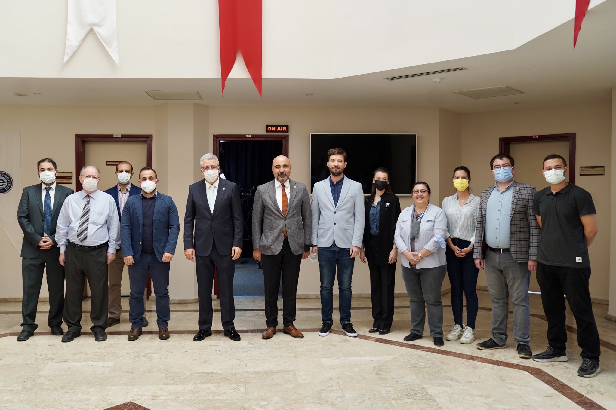 Ege’de uzaktan eğitim ders materyali oluşturulmasına yönelik iki yeni stüdyo hizmete açıldı