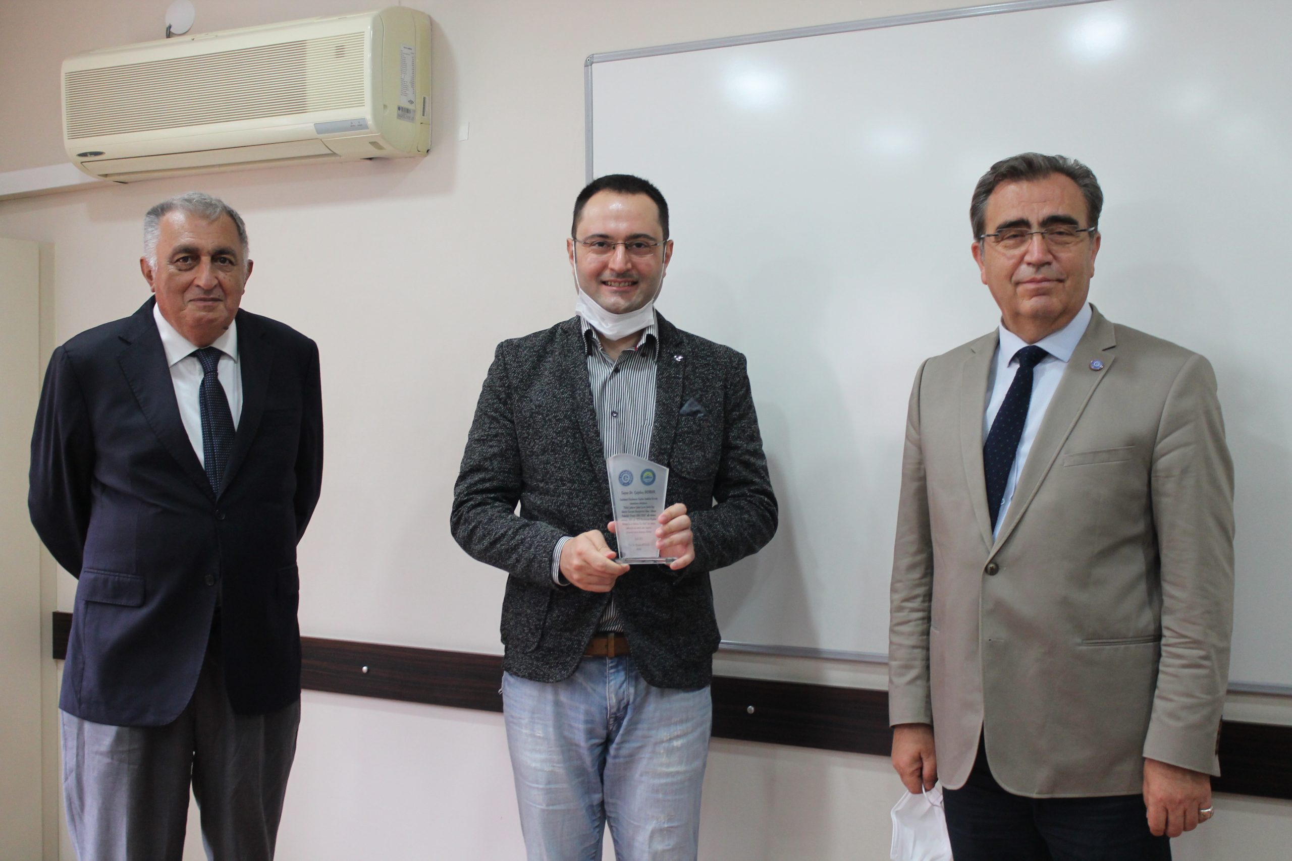 2021 Yılının En İyi Doktora Tezi Ödülü Ege’ye geldi