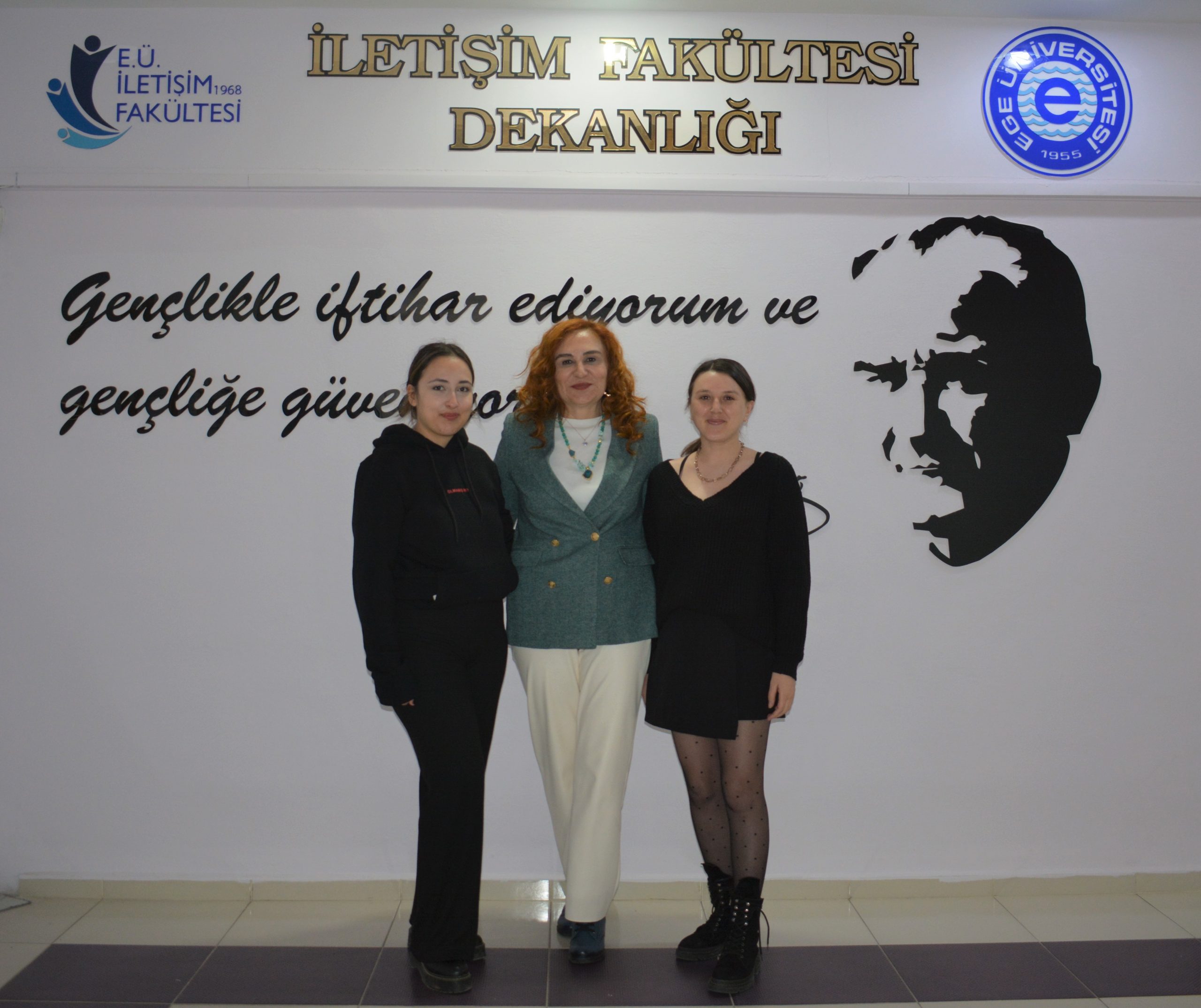 “Genç Kristal” ödülü Egeli İletişimcilerin oldu