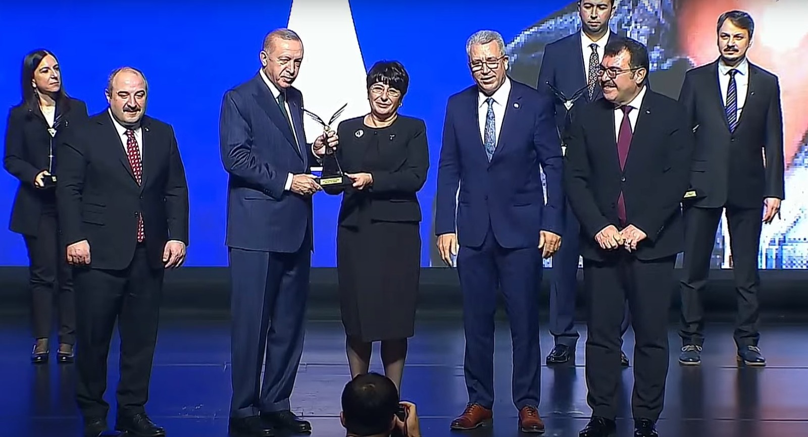 Egeli akademisyen “TÜBİTAK Bilim Ödülü”nü Cumhurbaşkanı Erdoğan’dan aldı