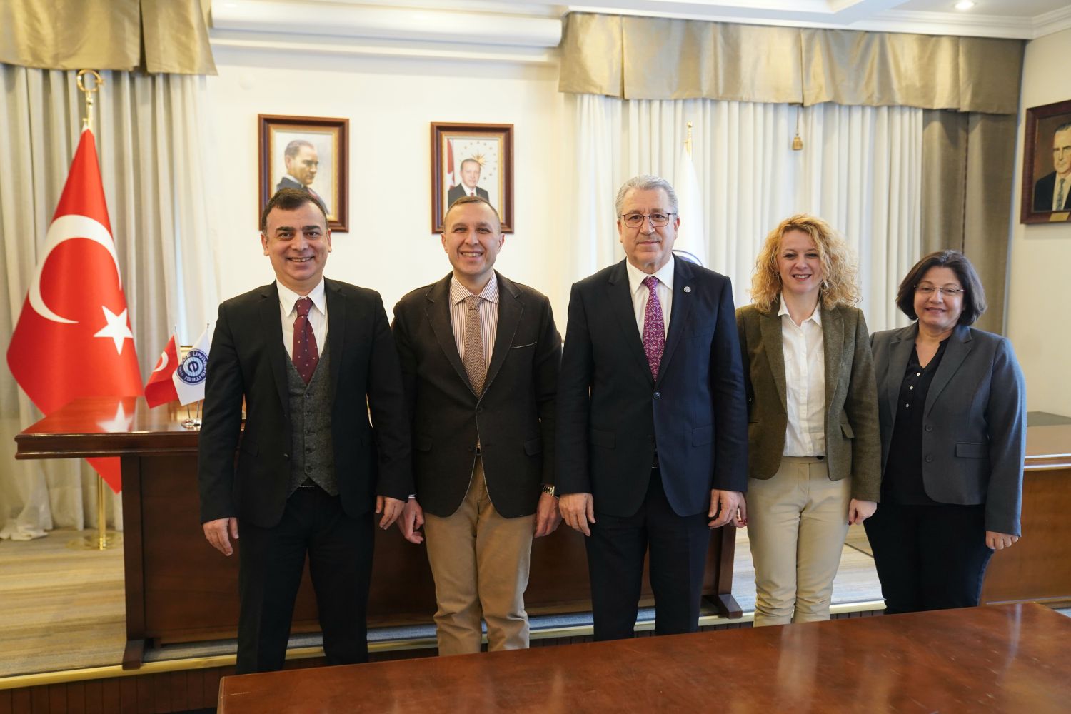 Egeli genç turizmciler geleceğe güvenle hazırlanıyor