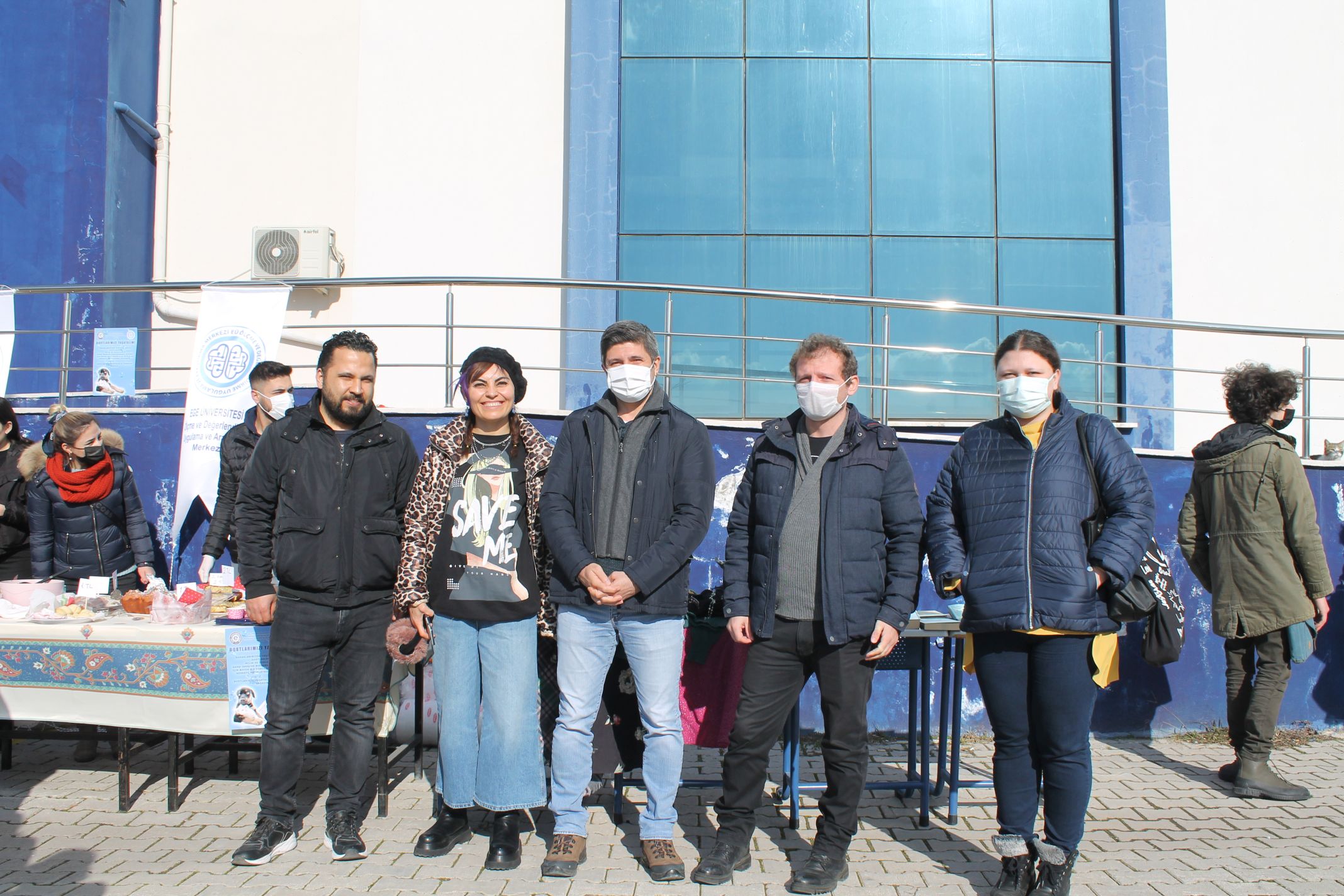 Ege’de sokak hayvanlarına destek: Hayvanları Yaşatalım Kermesi