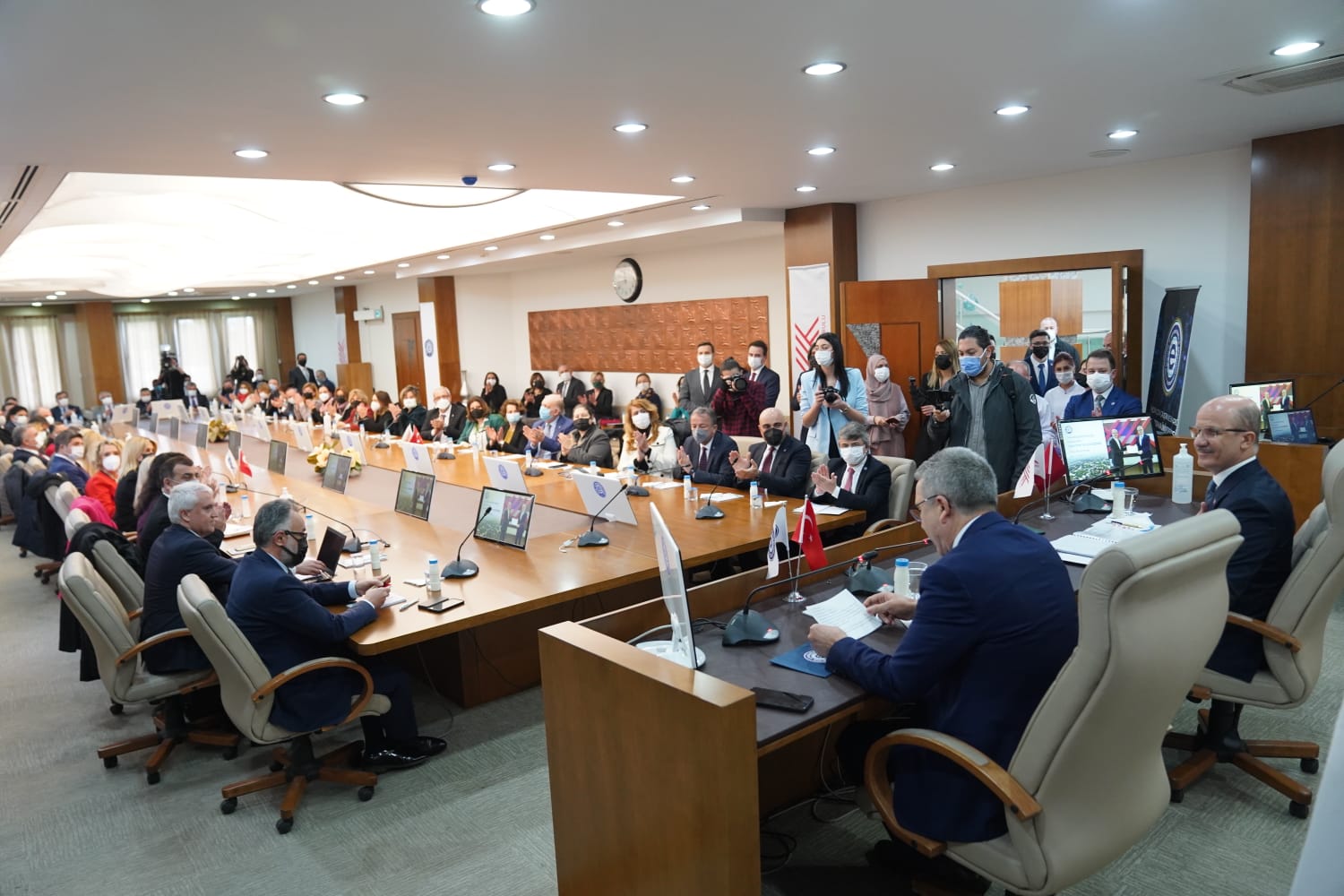 YÖK Başkanı Özvar, “Ege, Türk Yükseköğretiminin karakterini en iyi yansıtan üniversitelerden birisi”