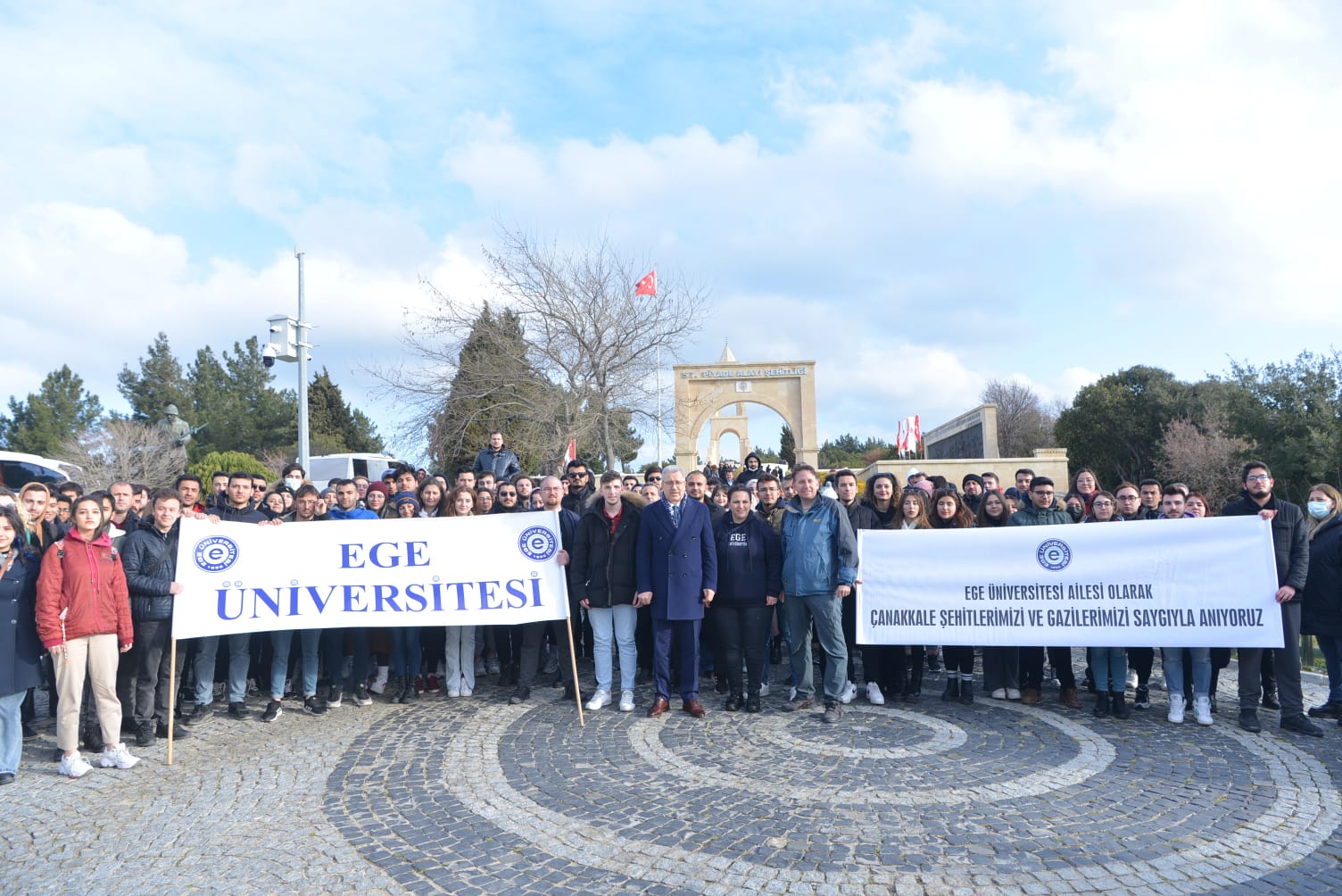Rektör Budak, Çanakkale Zaferi’nin 107’nci yıl dönümü etkinliklerine katıldı