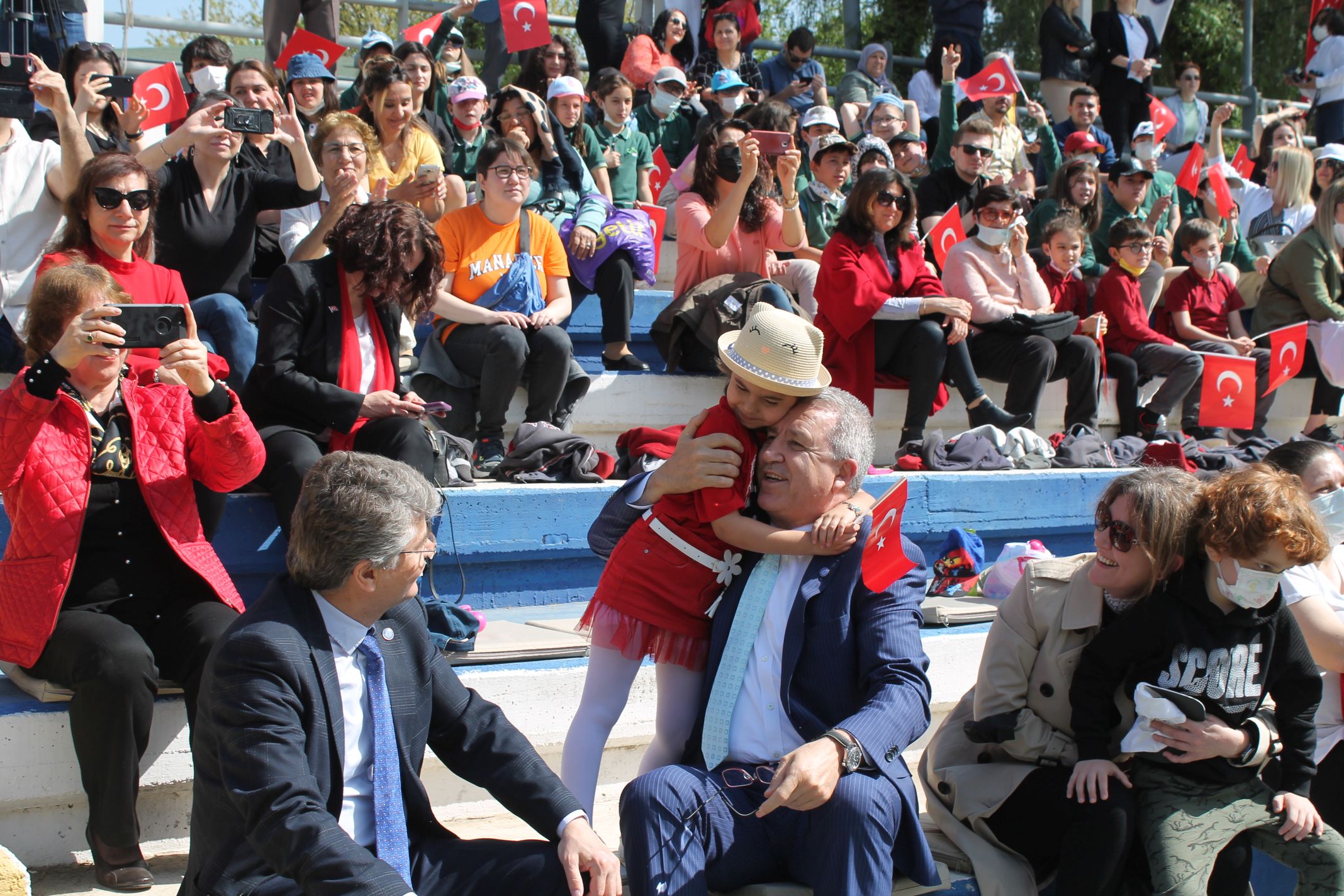 Ege’de 23 Nisan coşkusu doyasıya yaşandı