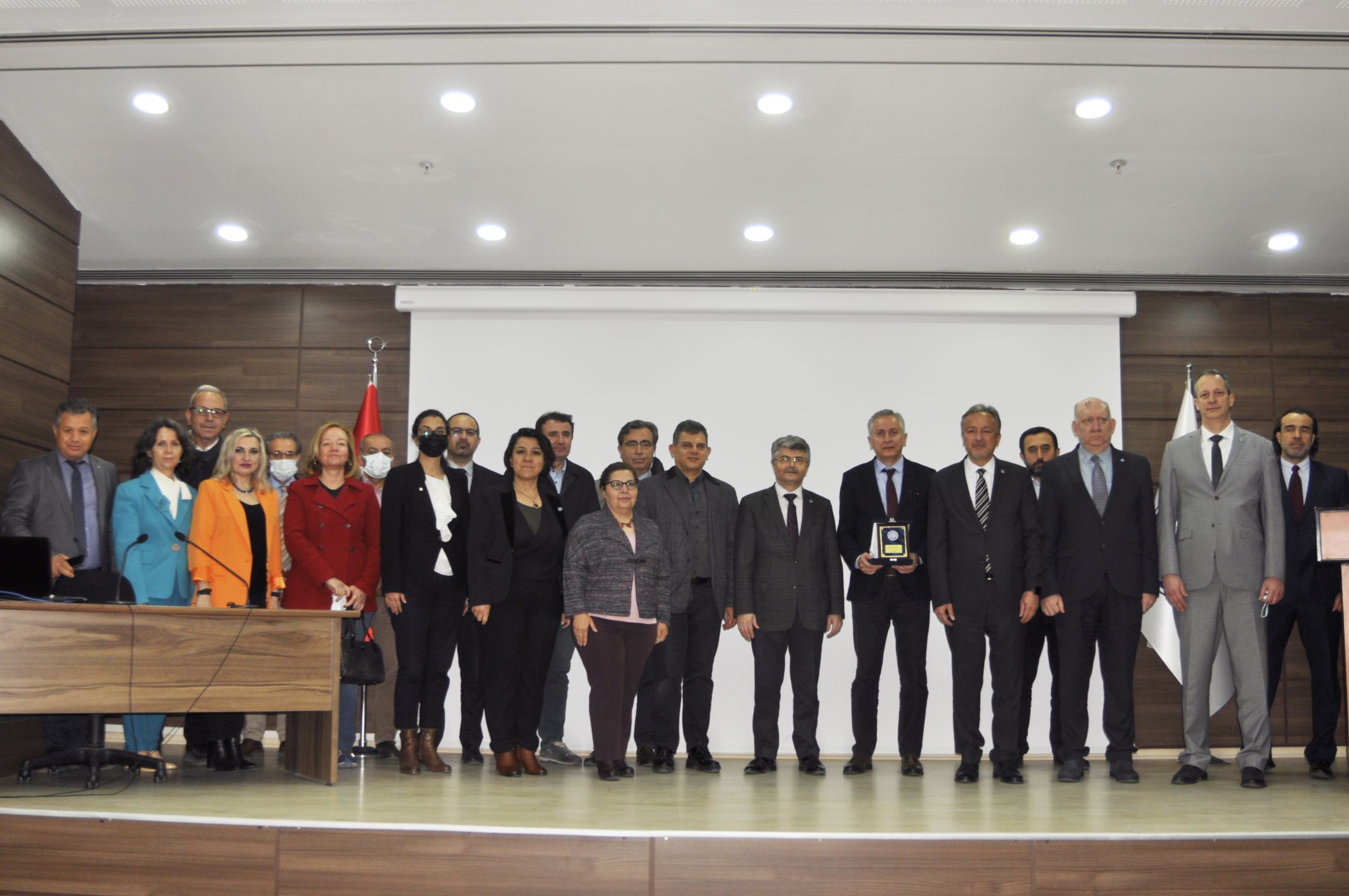 Prof. Dr. Çevik: “Malazgirt, dünya tarihini değiştiren dramatik bir zaferdir”