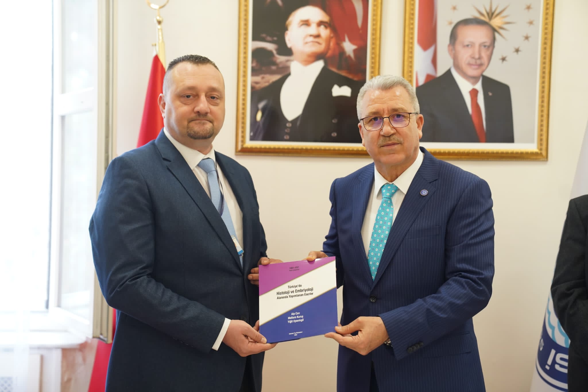 140 yıllık dönemi kapsayan akademik yayınlar kitaplaştırıldı
