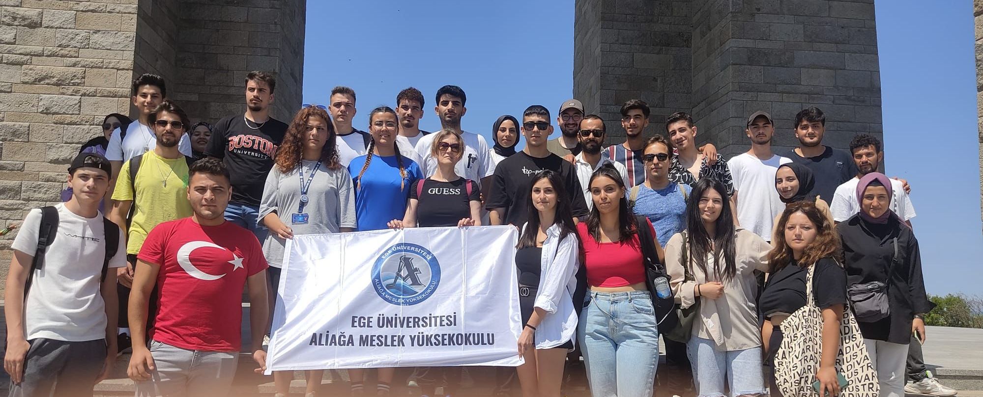 Aliağa Meslek Yüksekokulu öğrencileri Çanakkale’yi ziyaret etti