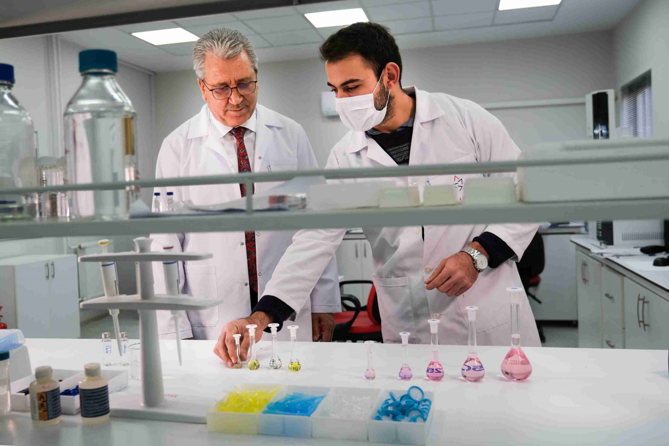 EÜ’nün tam donanımlı laboratuvarları yeni araştırmacılarını bekliyor