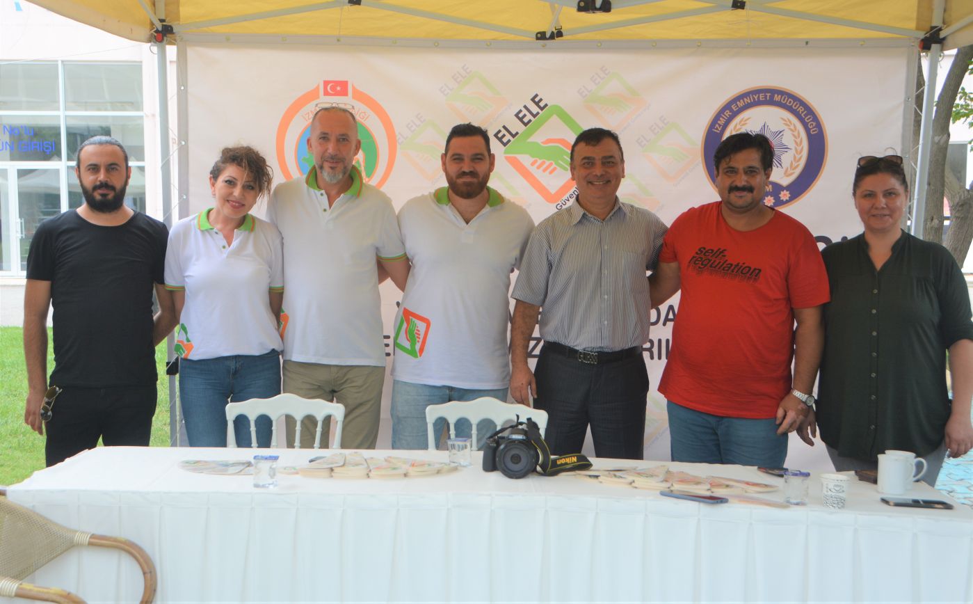EÜ’de “El Ele Güvenli Geleceğe” projesi öğrencilere anlatılıyor