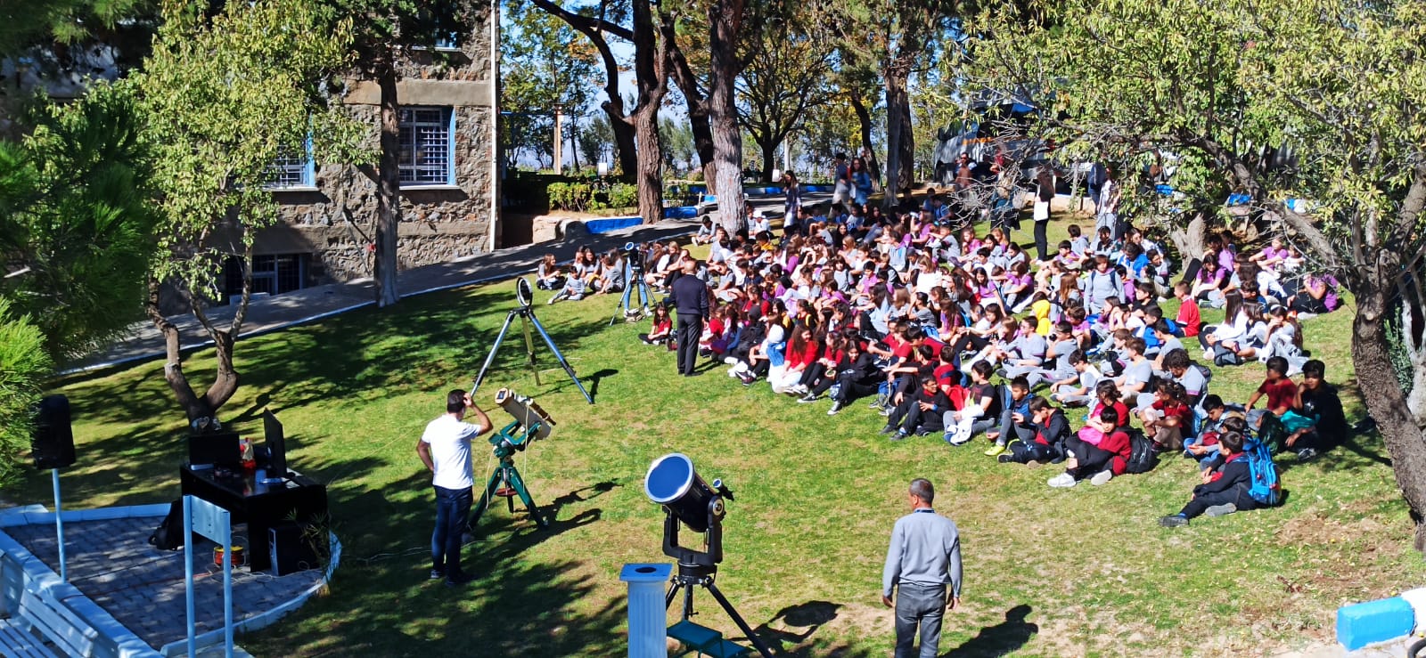Gökyüzü tutkunları ‘Parçalı Güneş Tutulması’nı EÜ Gözlemevinden izledi