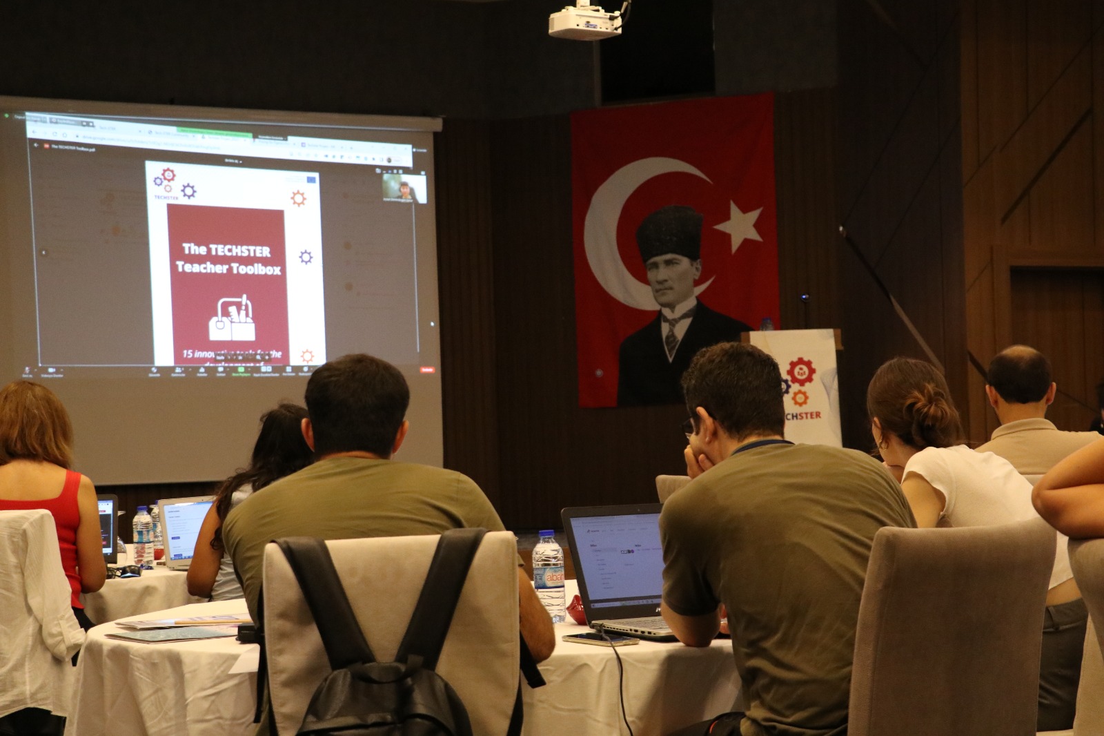 Mühendislik öğrencilerinin eğitimine yönelik ERASMUS PLUS projesi etkinliği başarıyla tamamlandı