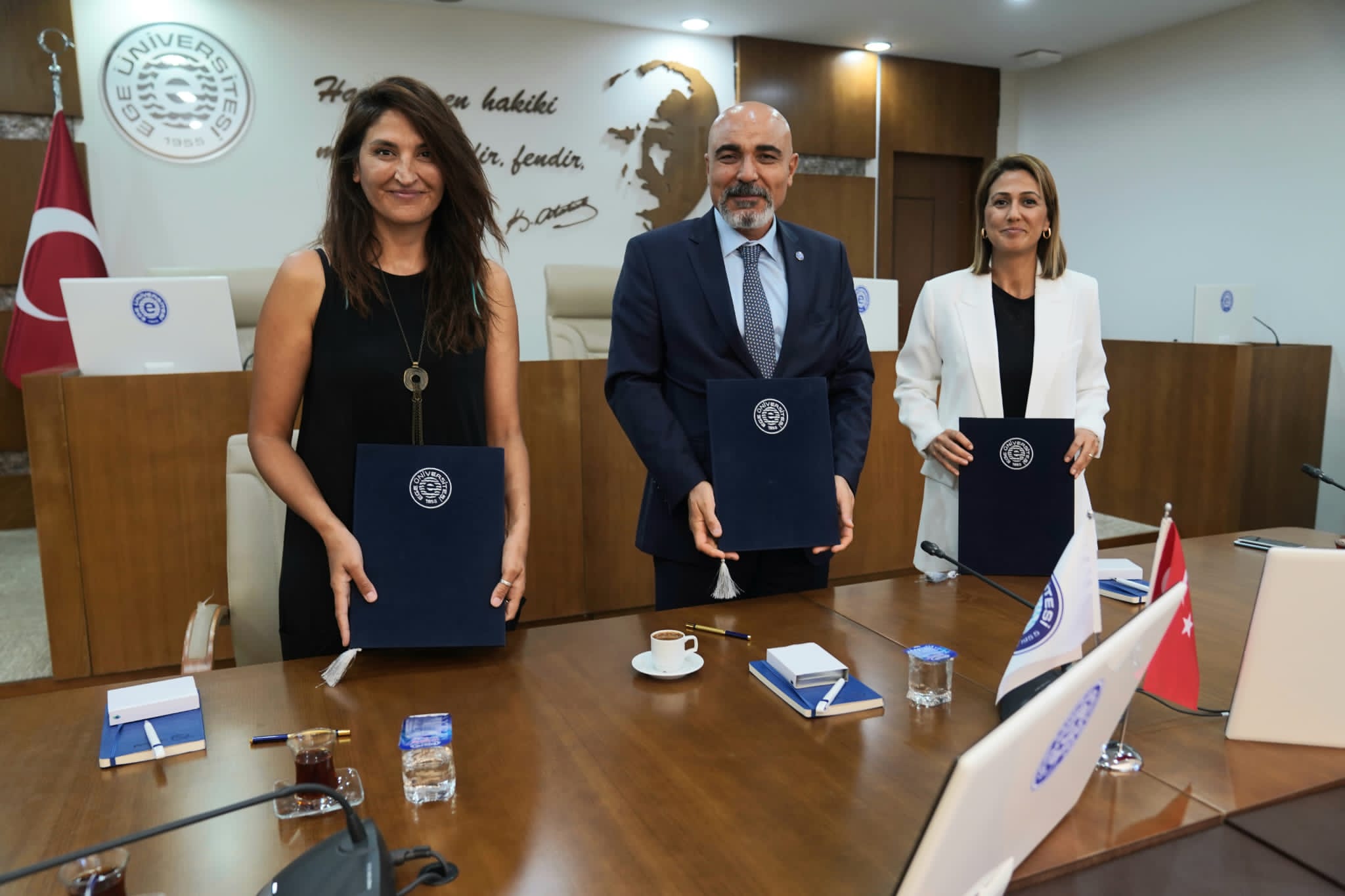 Ege Üniversitesi ile İl Göç İdaresi göçmenlerin topluma uyumu için el ele verdi