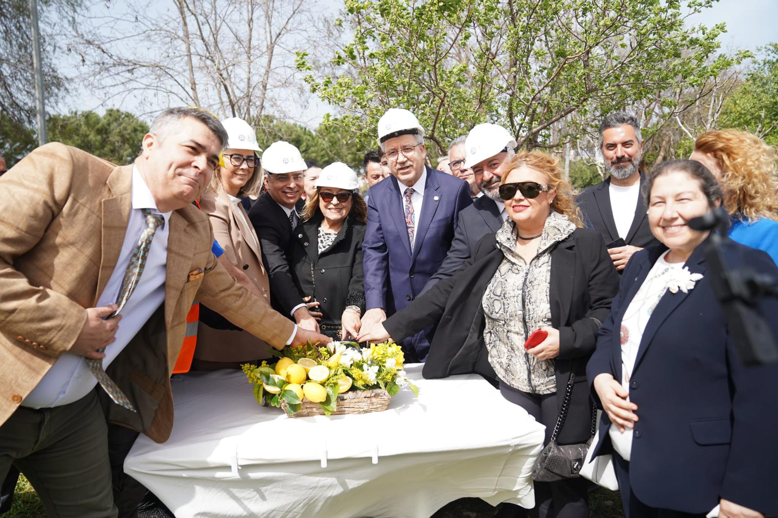 <strong>ÇEŞME TURİZM FAKÜLTESİ GASTRONOMİ AKADEMİSİ TAMAMLANDI</strong>