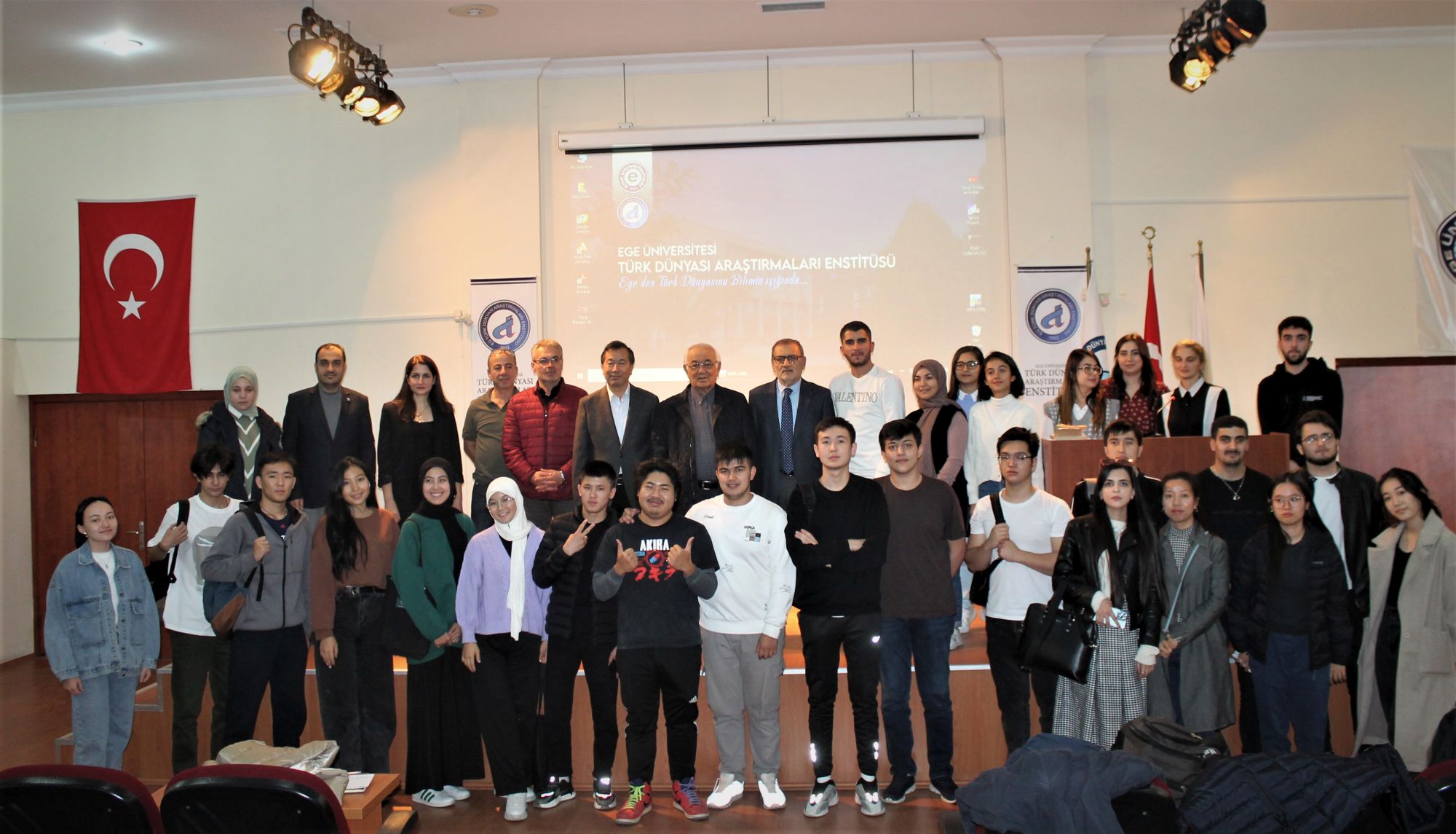 <strong>Prof. Dr. Temizkan, “Mevlidi İslam’a Türkler kazandırmıştır”</strong>