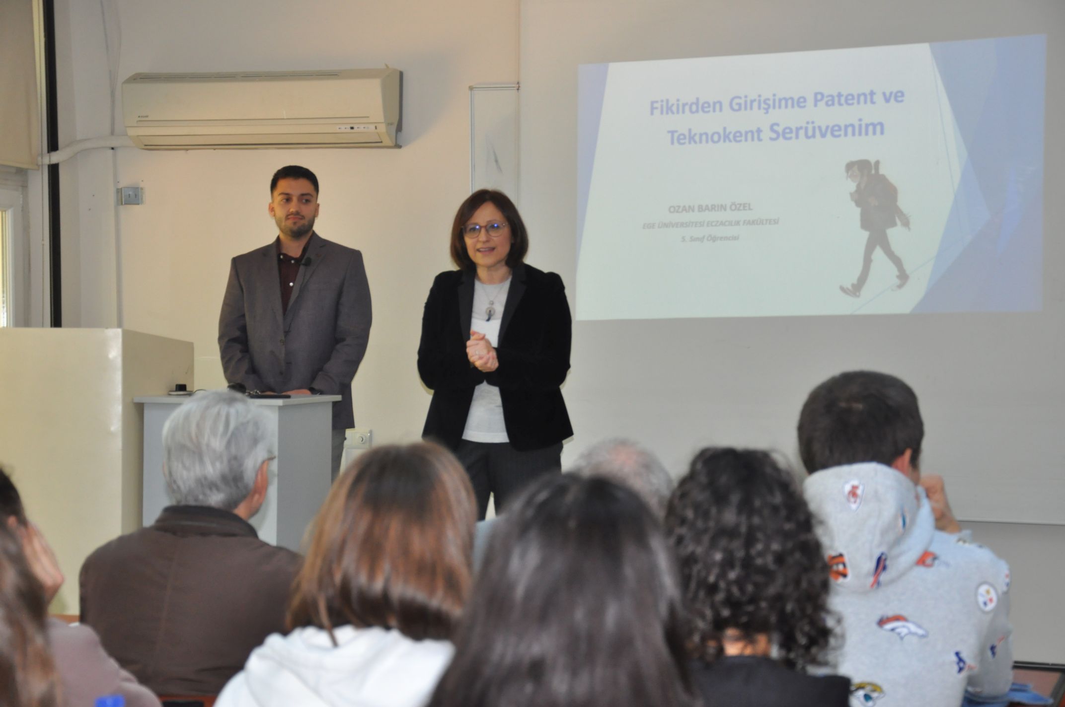 <strong>EÜ Eczacılık Fakültesinde “Öğrencilerimizden Öğreniyoruz” söyleşileri başladı</strong>