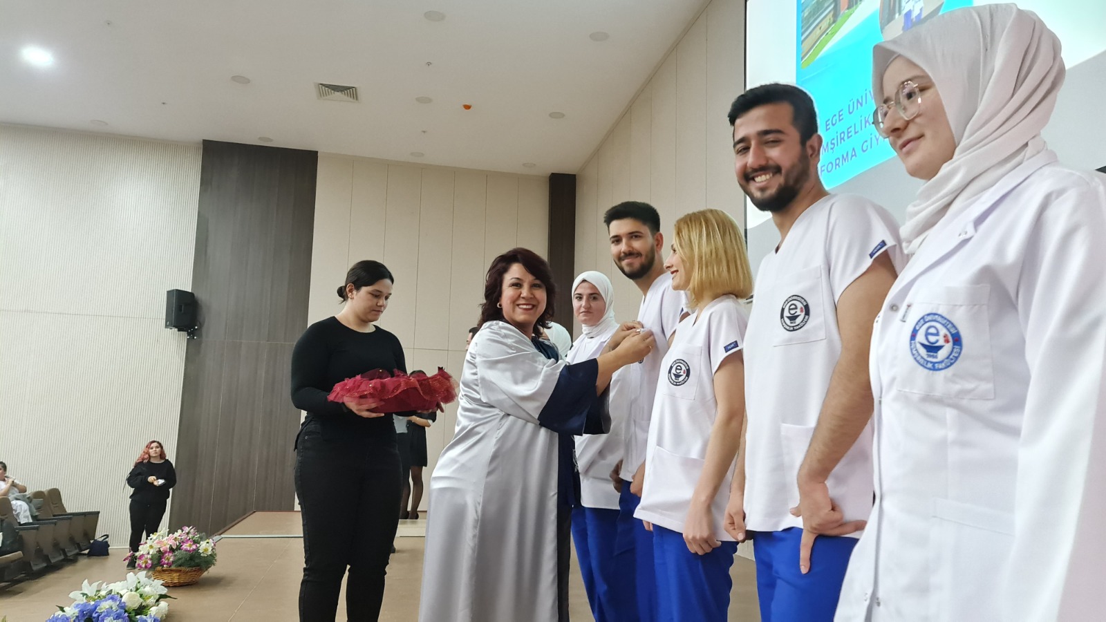 <strong>Dekan Prof. Dr. Dönmez, “Üniforma sorumluluktur, deneyimdir, tecrübedir, güçtür”</strong>