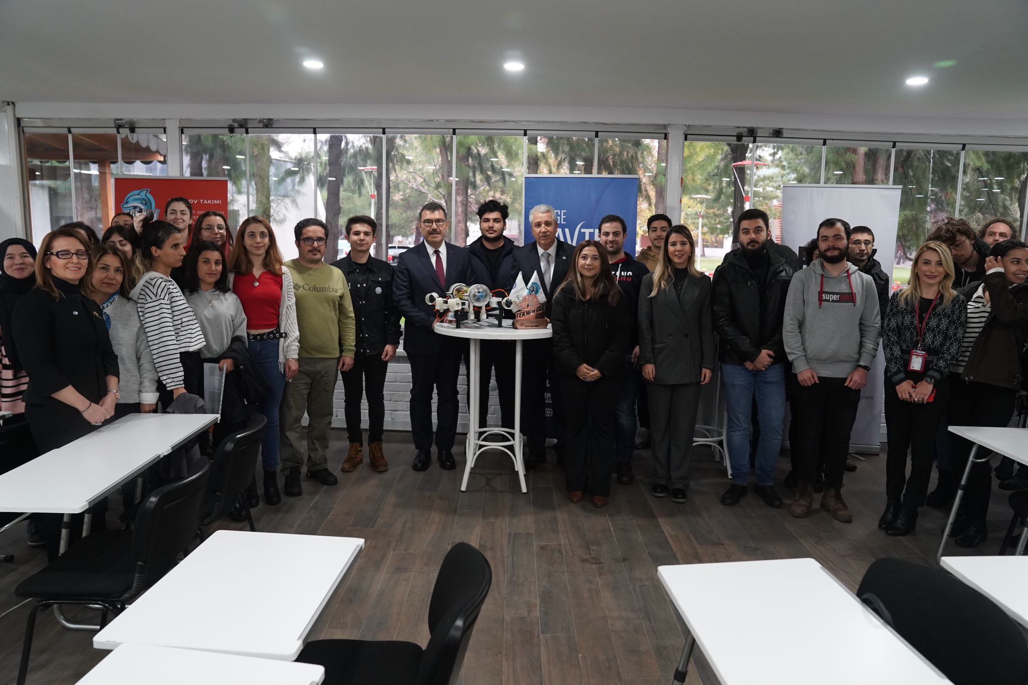 <strong>EÜ, TÜBİTAK 2209-A ve 2209-B Öğrenci Projelerinde yine zirvede </strong>