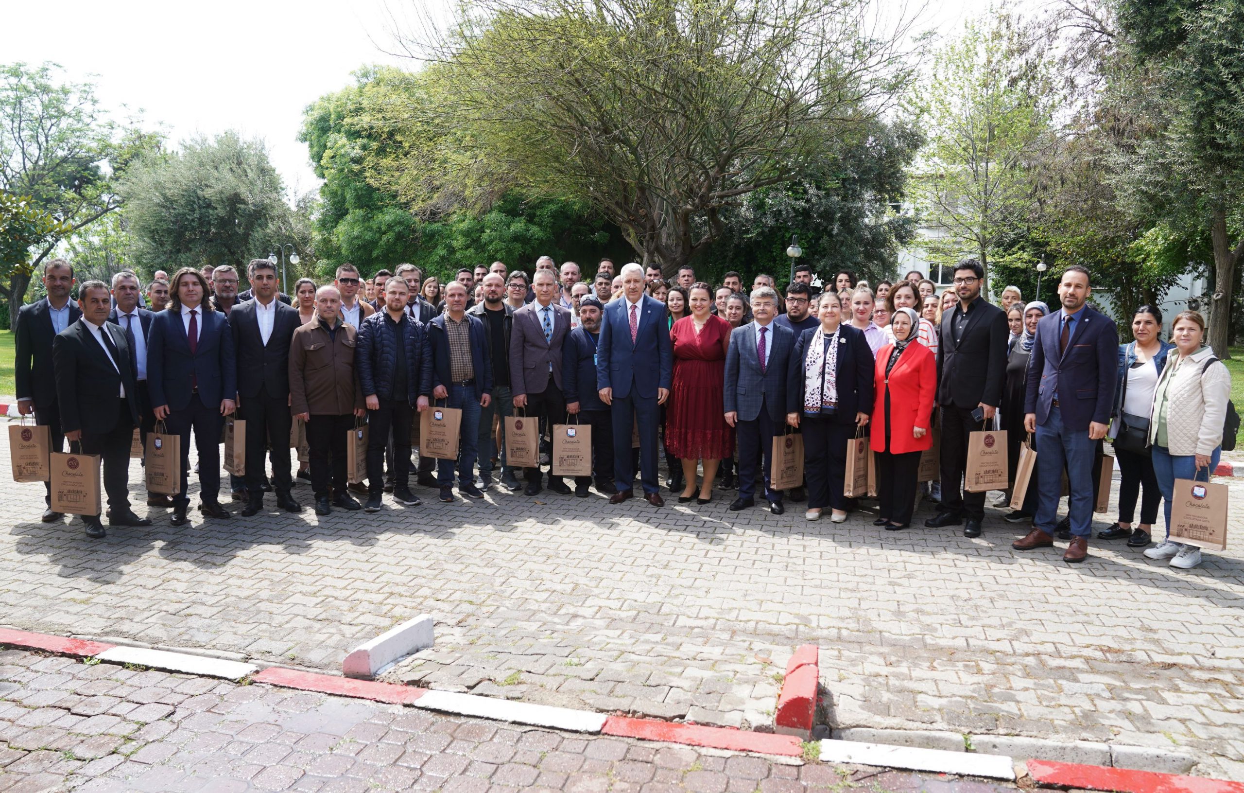 <strong>Ege Üniversitesi ailesi bayramlaştı</strong>