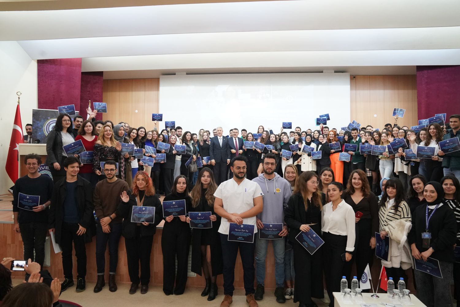 <strong>Ege, 2209-A programa en çok başvuru yapan ve en çok projesi kabul alan üniversite oldu</strong>