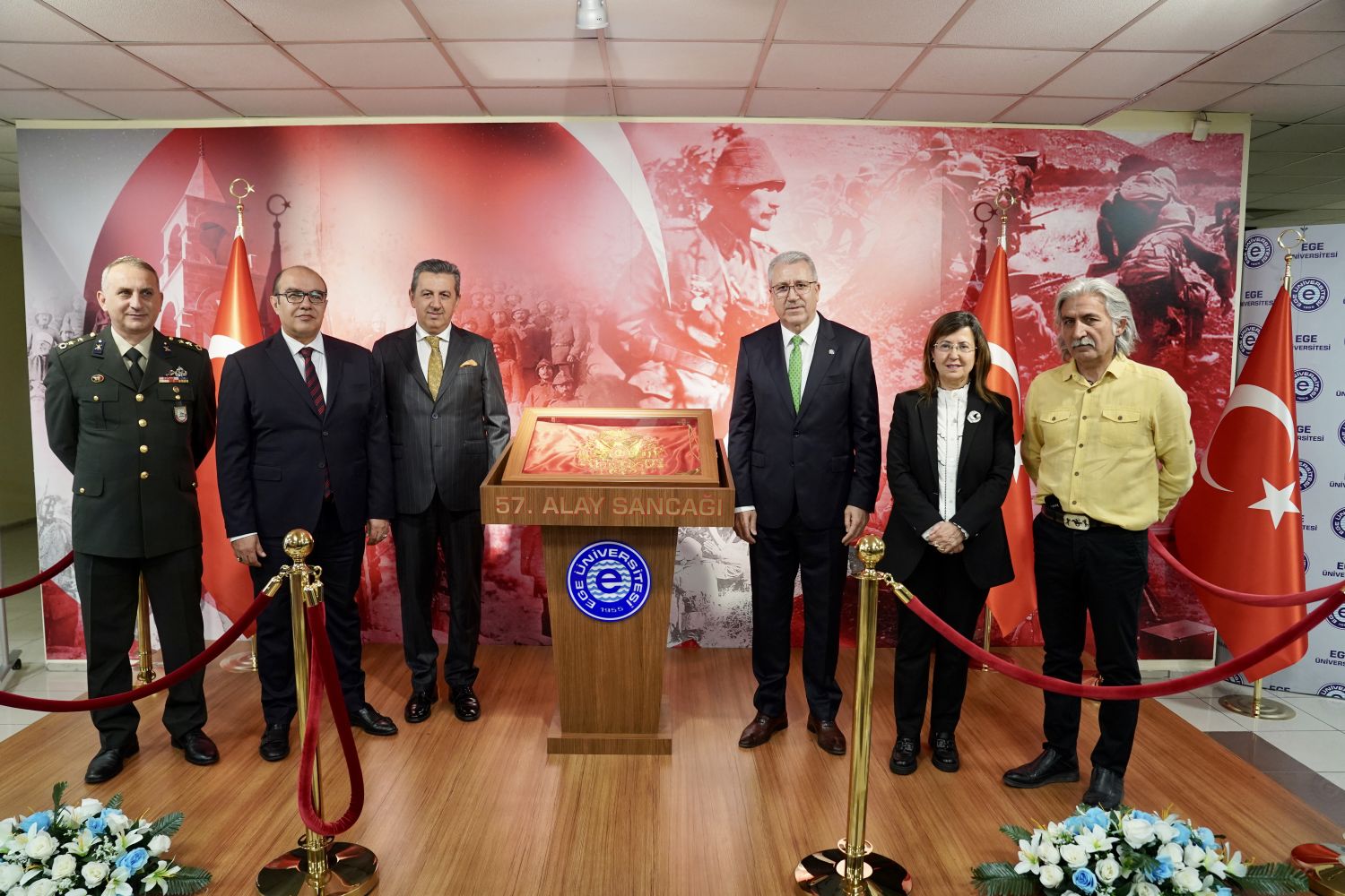 <strong>Rektör Prof. Dr. Budak, “Gençlerimize sancağın önemini ve değerini anlatacağız”</strong>