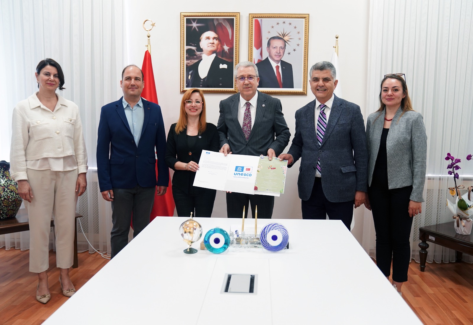 <strong>Egeli akademisyenlerin Hıdırellez projesine UNESCO’dan&nbsp; logo kullanım izni</strong>