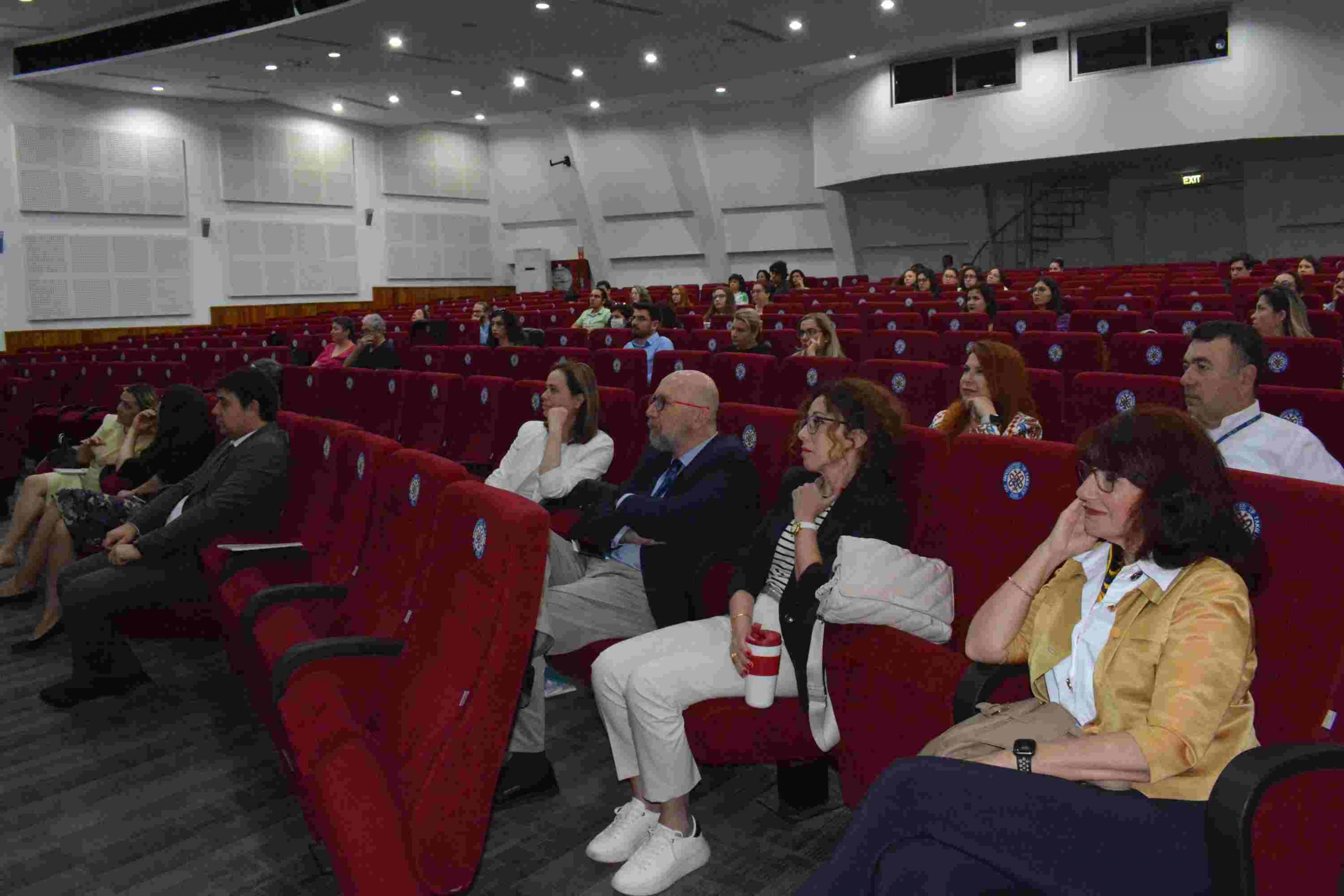 “Onkolojik Araştırmalarda Deneysel Hayvan Modellemeleri” Sempozyumu”