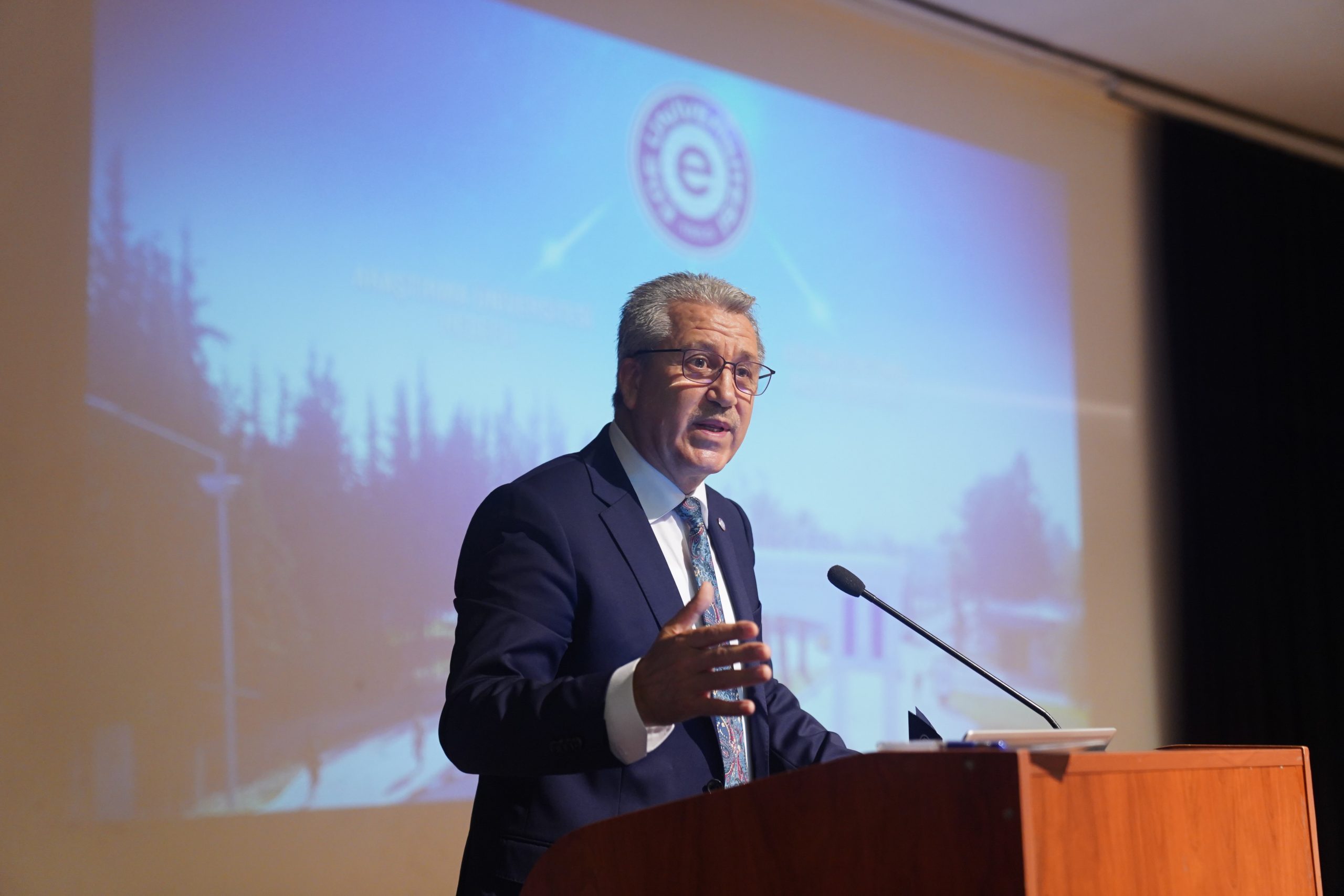 Ege Üniversitesi, Türkiye’de ilk beşte yer aldı