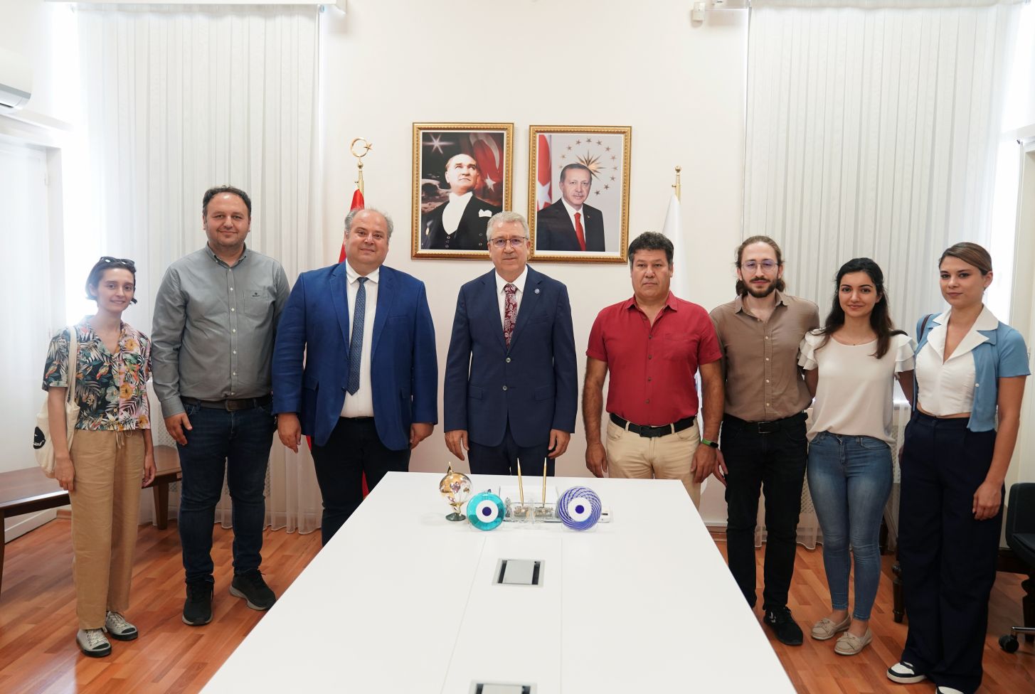 Egeli akademisyenlerden Güneş Enerjisi Panellerinin geri dönüşümüne katkı sağlayacak proje