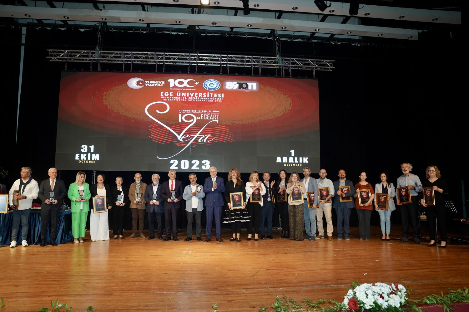 İzmir’de 10. Uluslararası EgeArt Sanat Günleri başladı