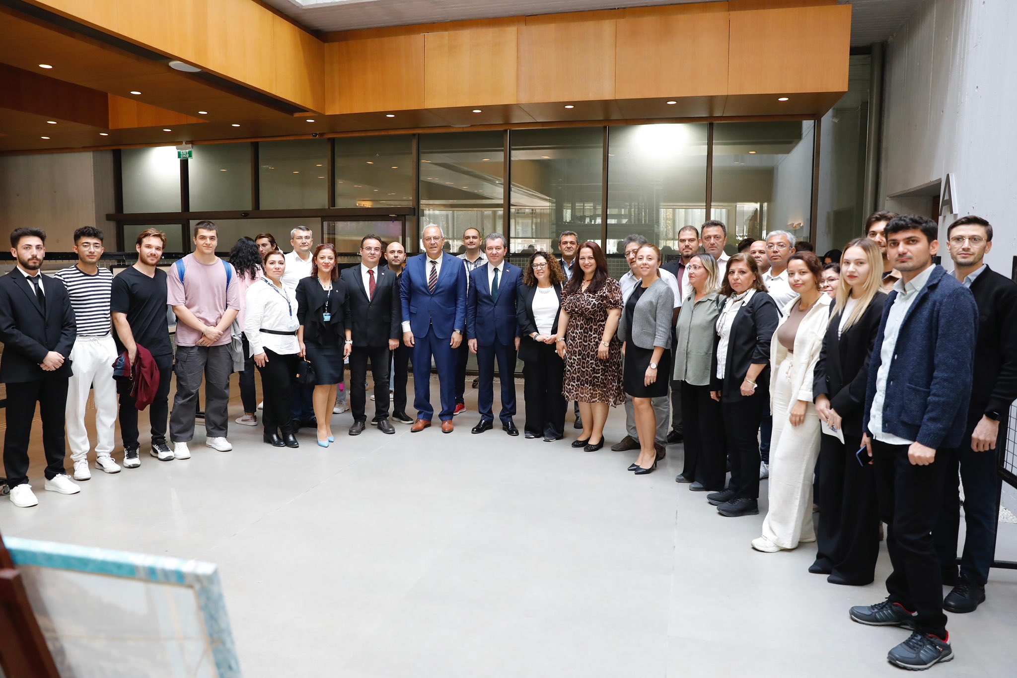 “EgeArt Sanat Günleri Vefa Sergisi” Bergamalı sanatseverlerle buluştu