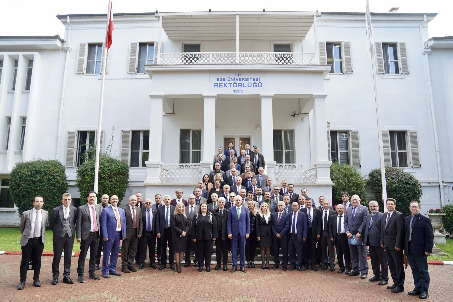 Rektör Budak’ın başkanlığında “Ziraat, Orman ve Su Ürünleri Eğitim Konseyi Toplantısı” yapıldı