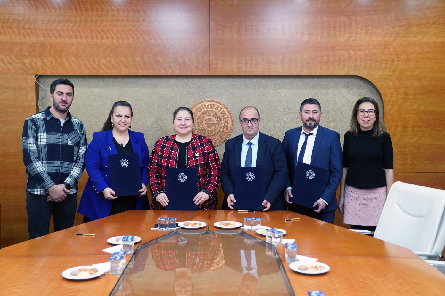 Ege Üniversitesi ve Bayraklı İlçe Milli Eğitim Müdürlüğü arasında yaygın eğitime yönelik iş birliği