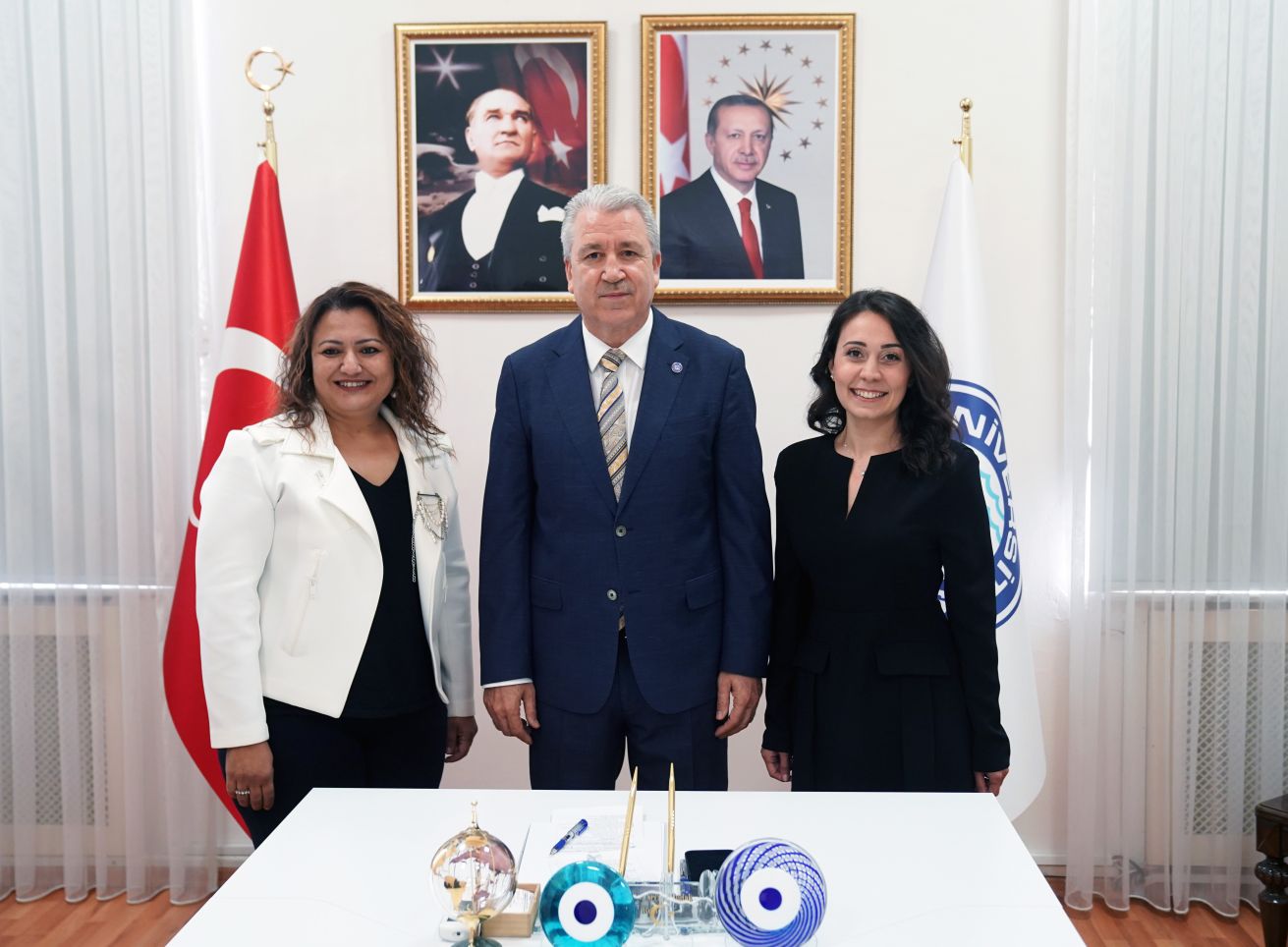 Egeli akademisyenler yürüttükleri projelerle topluma katkı sunmaya devam ediyor
