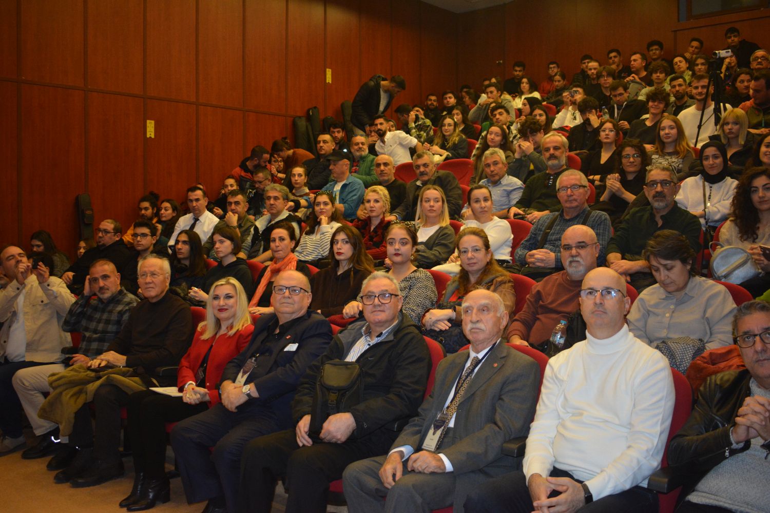EÜ’DE “1. Uluslararası Türk Dünyası Halk Çalgıları Sempozyumu”