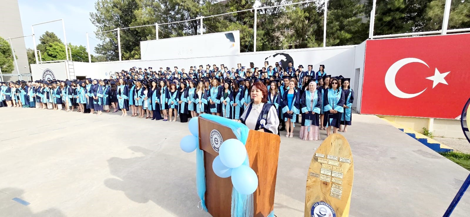 330 Hemşire sağlık sektörüne uğurlandı