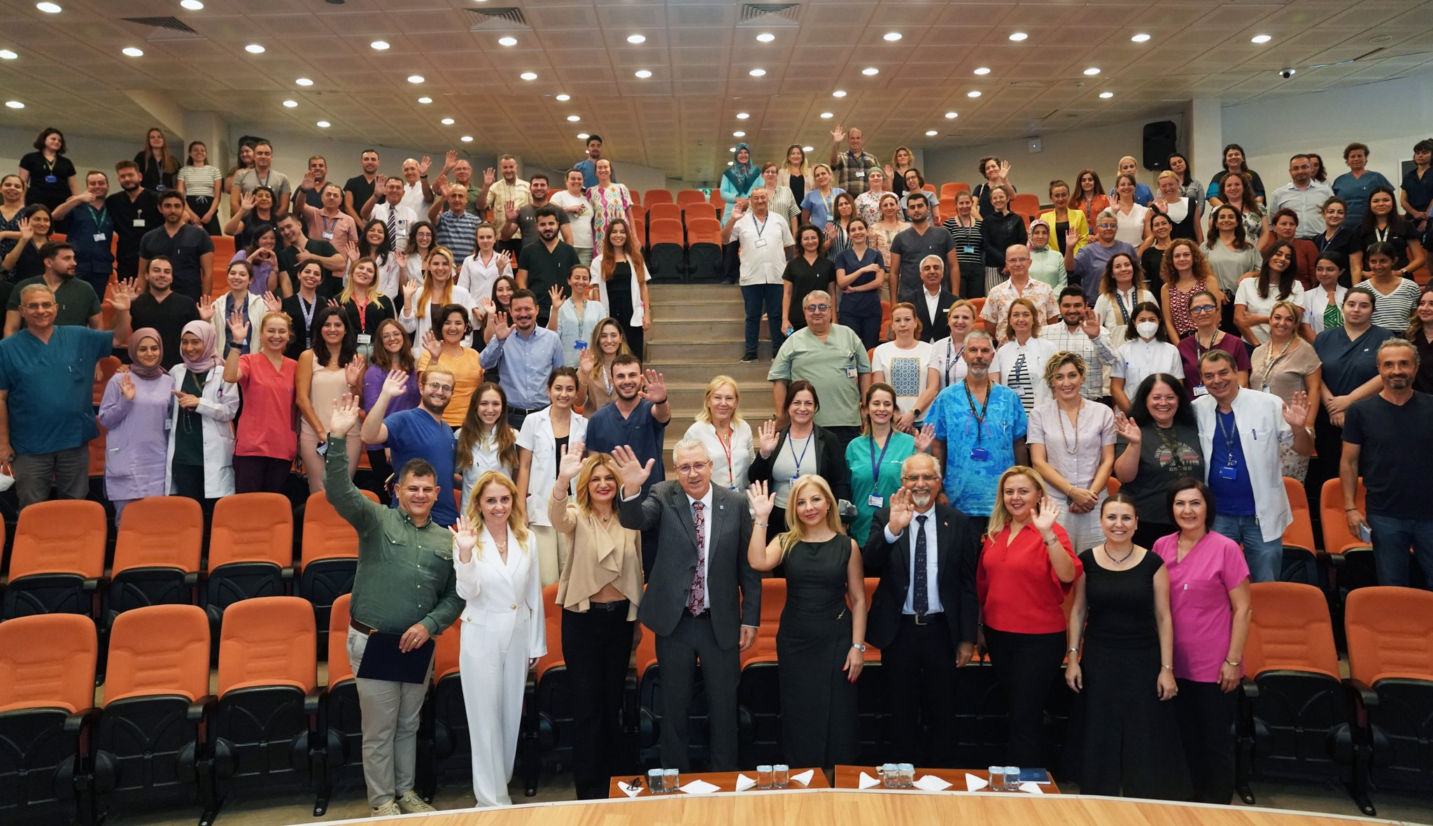 Ege Üniversitesi diş hekimi adaylarını bekliyor