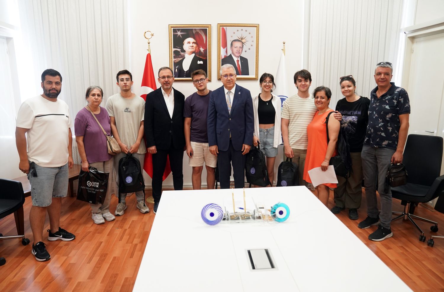 Rektör Prof. Dr. Budak EÜ’yü dereceyle kazanan öğrencileri ağırladı