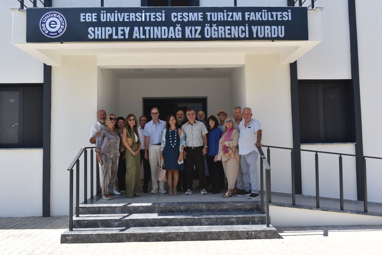 Ege Üniversitesi Çeşme Turizm Fakültesine 5 yıldızlı otel konforunda yurt