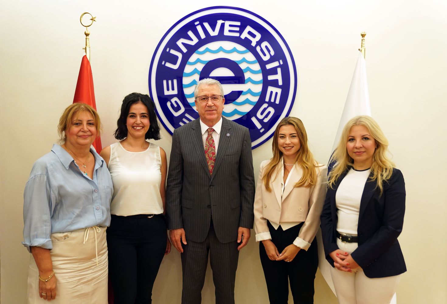Bu proje ile Ege Sultani Üzüm, puf kurutma yöntemi ile cips formuna getirilecek