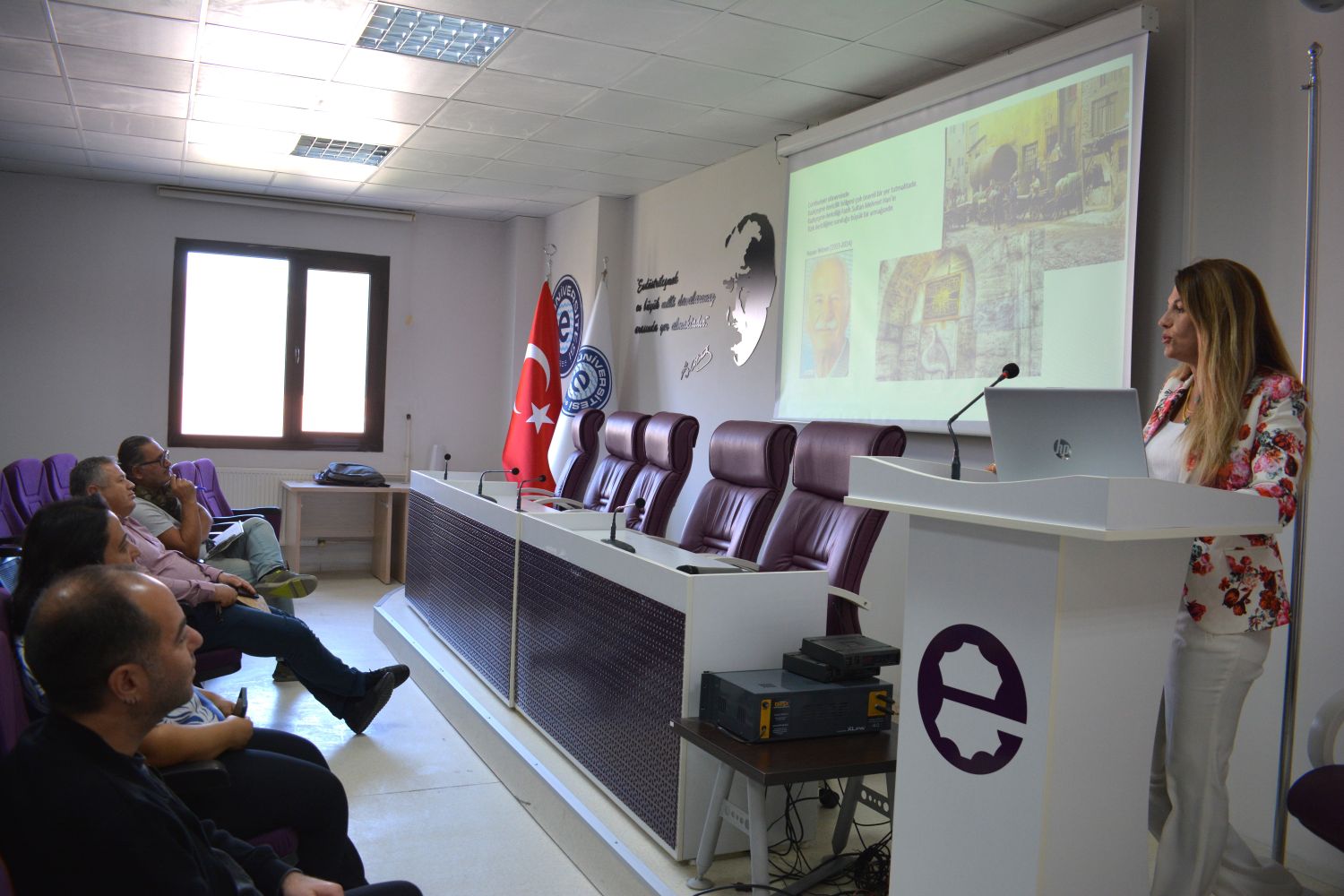Prof. Dr. Elif Eser Eke Bayramoğlu, “Cumhuriyet Döneminde Türk Dericiliği”ni anlattı