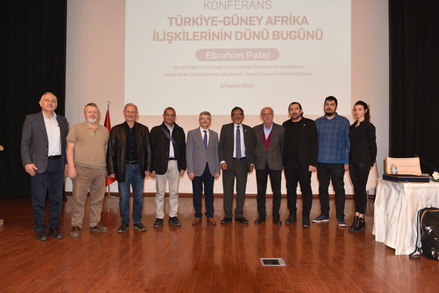 EÜ’de “Türkiye – Güney Afrika İlişkilerinin Dünü ve Bugünü” konuşuldu