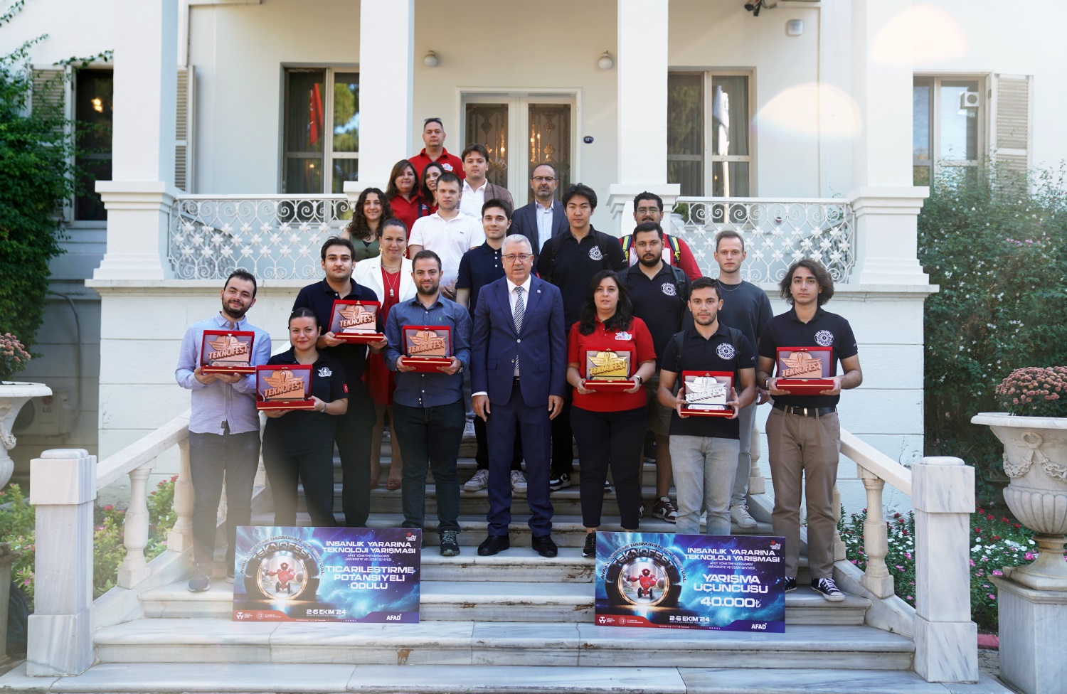 Ege Skyblue Takımı “Jet Motor Tasarımı” ile ödülleri topladı
