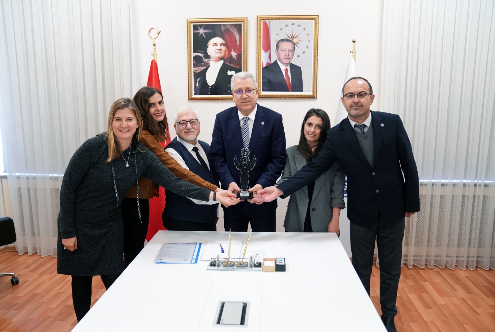 Ege Üniversitesi  “En Çevreci Üniversite” ödülüne layık görüldü