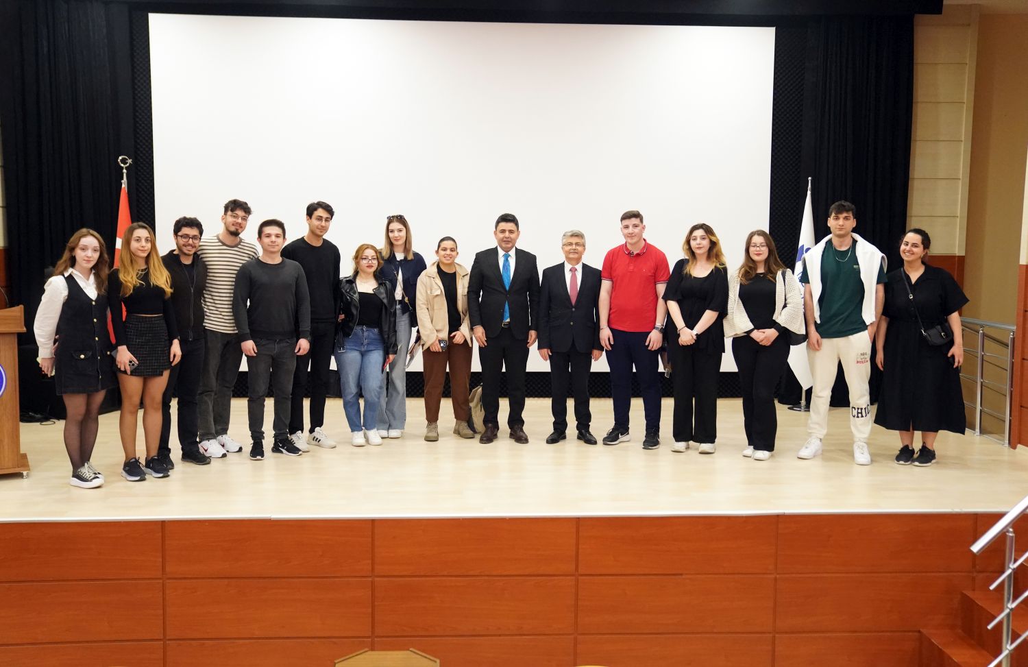 Bakan Yardımcısı Boyraz, ‘Türkiye Yüzyılında Ulaştırma Vizyonu’nu anlattı